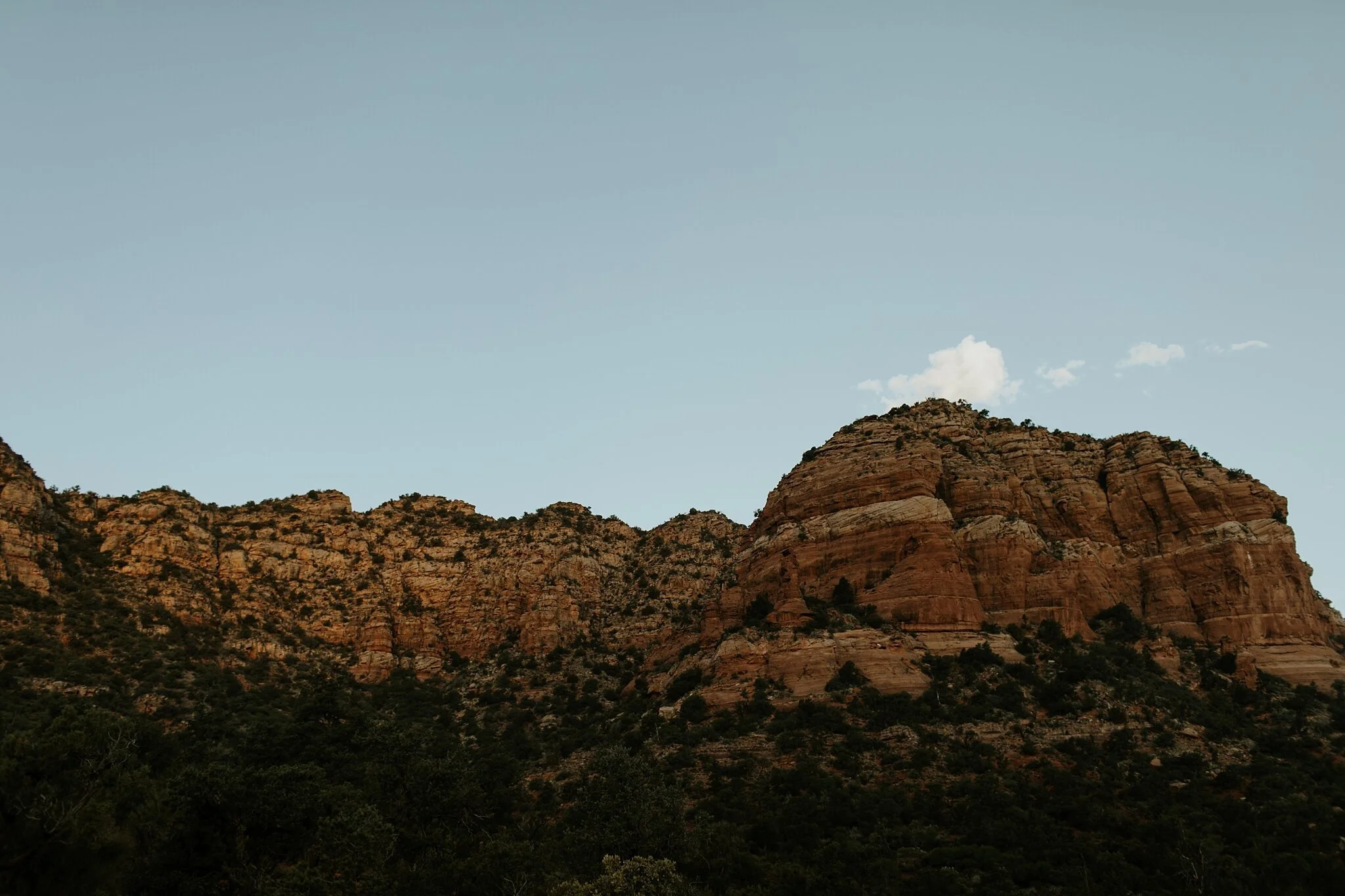 Arizona's Best Engagement Session Locations - Bell Rock in Sedona Arizona - Trin Jensen Photography - Arizona Wedding Photographer_0001.jpg