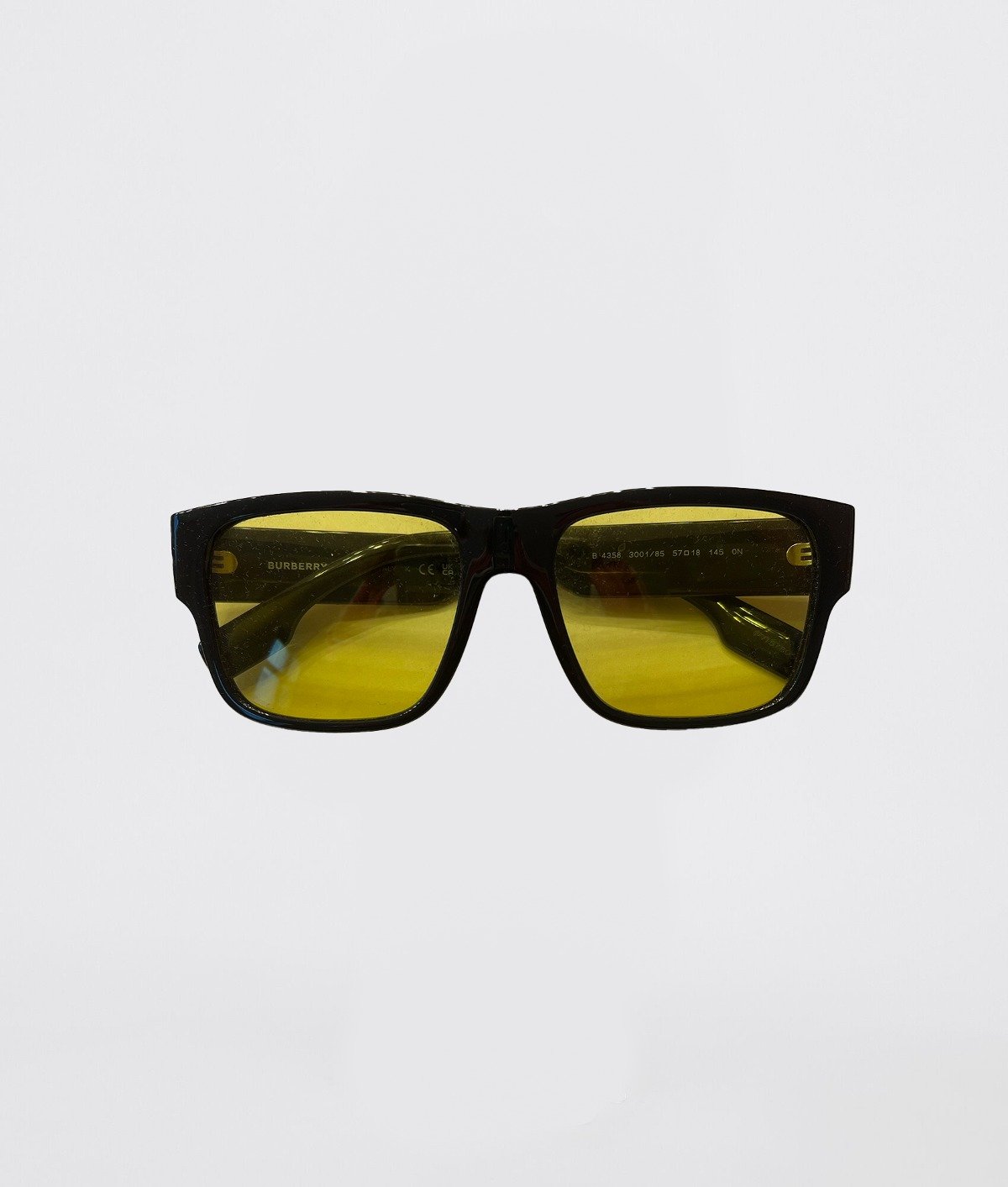 BURBERRY Sunglasses