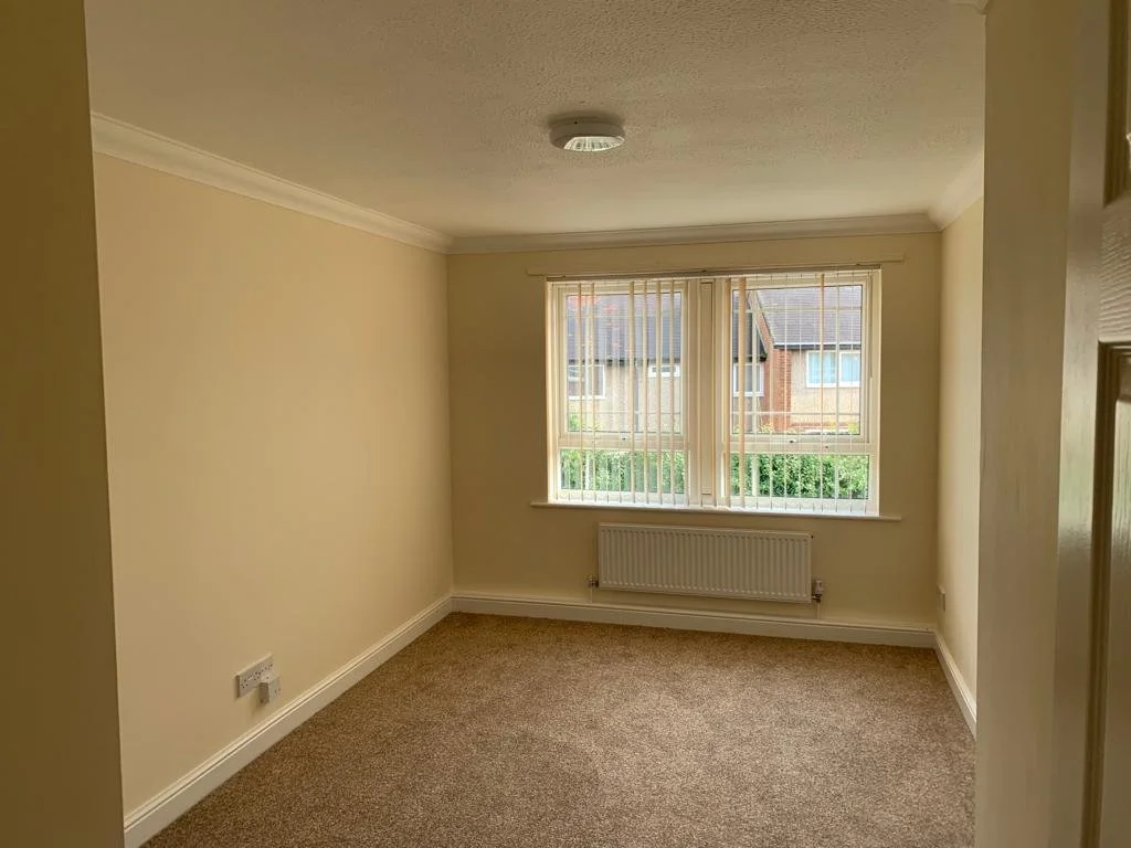 Full refurbishment of a 2-storey apartment block, comprising of 6 2-bedroom apartments and 6 1-apartments