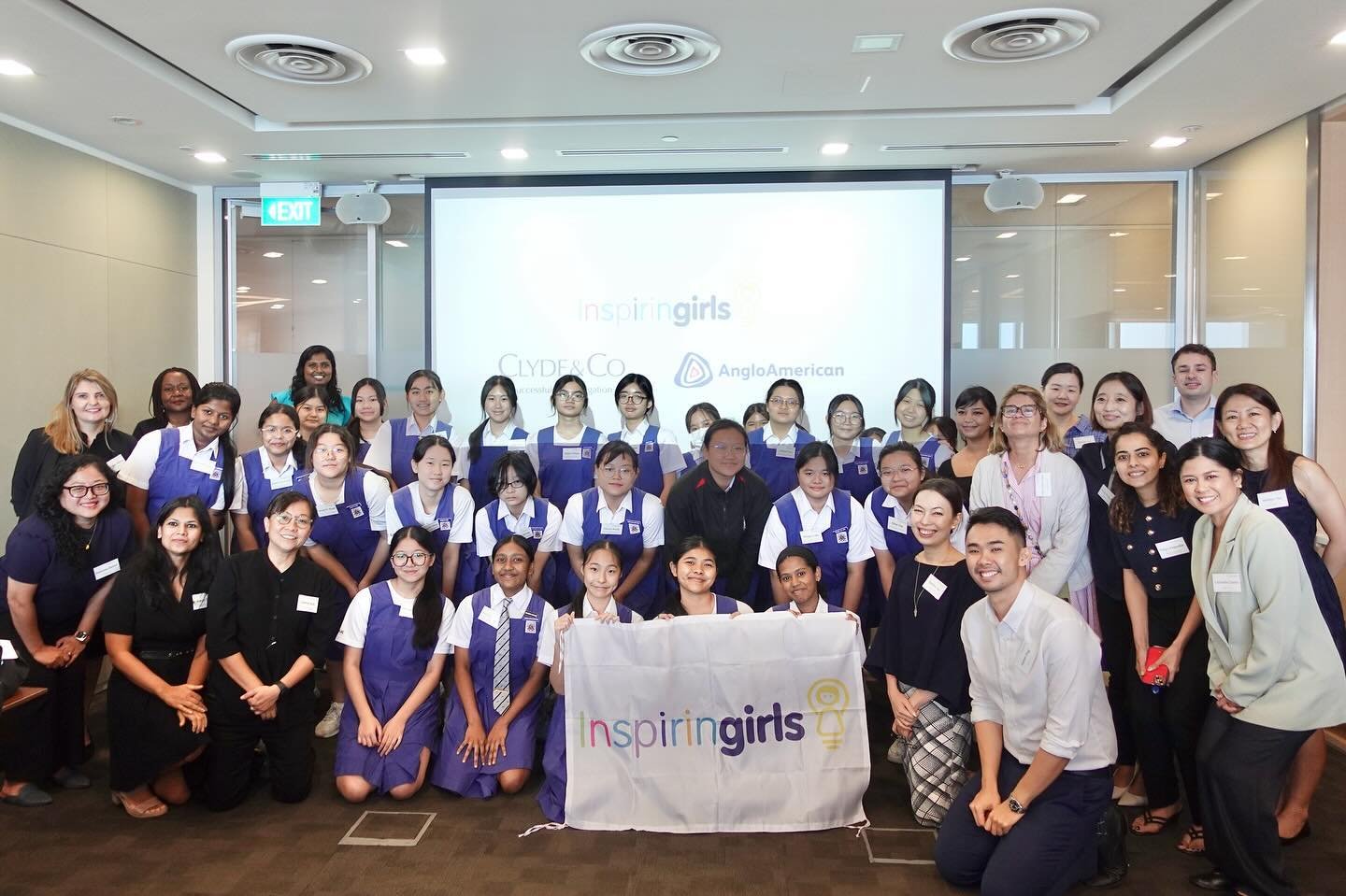 We&rsquo;re thrilled to share highlights from our recent collaboration with Clyde &amp; Co and Anglo American, where we opened doors for 15-year-old girls from @chijsjcfamily to explore the many paths within the legal industry. This programme offered