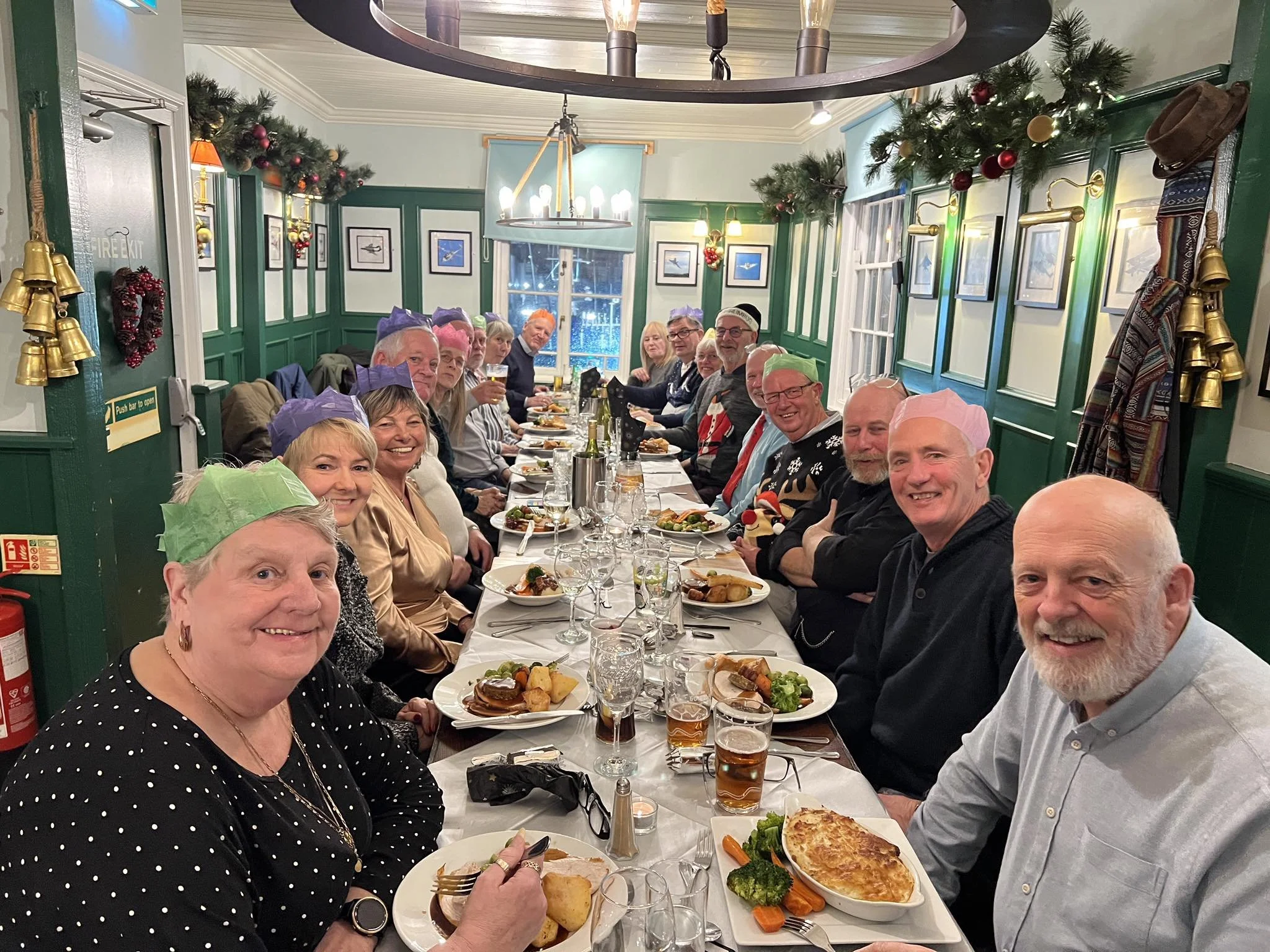 MCDOA members attend MWA Christmas Dinner