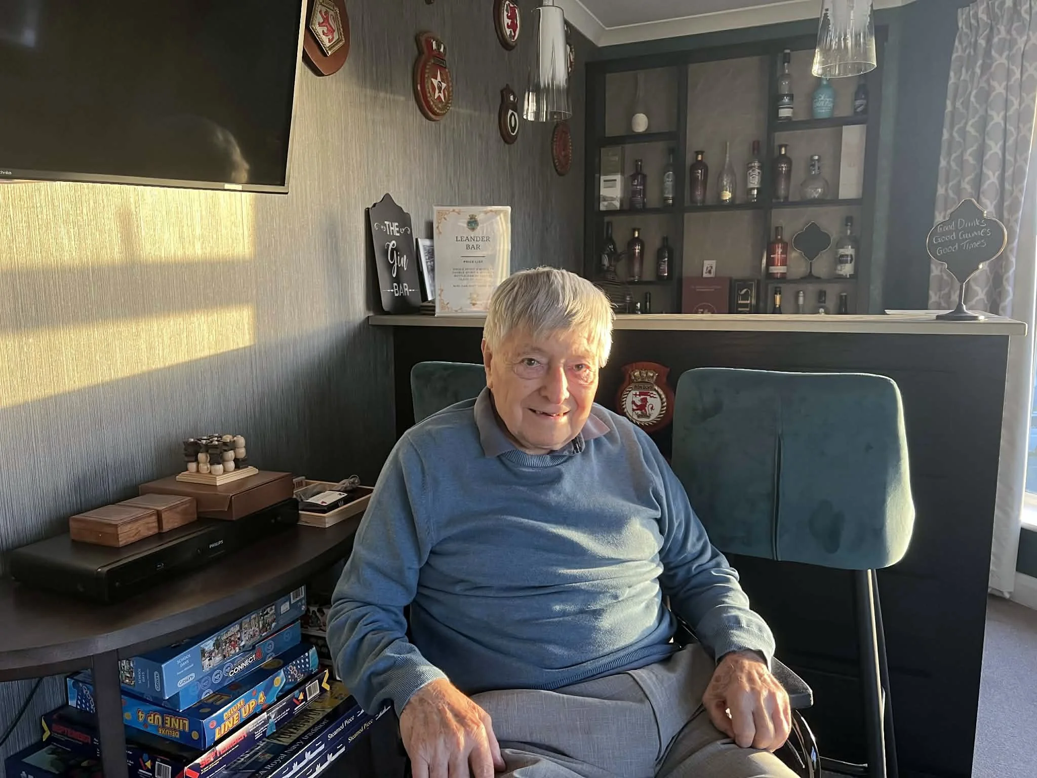 David Bartlett says “Hello” 