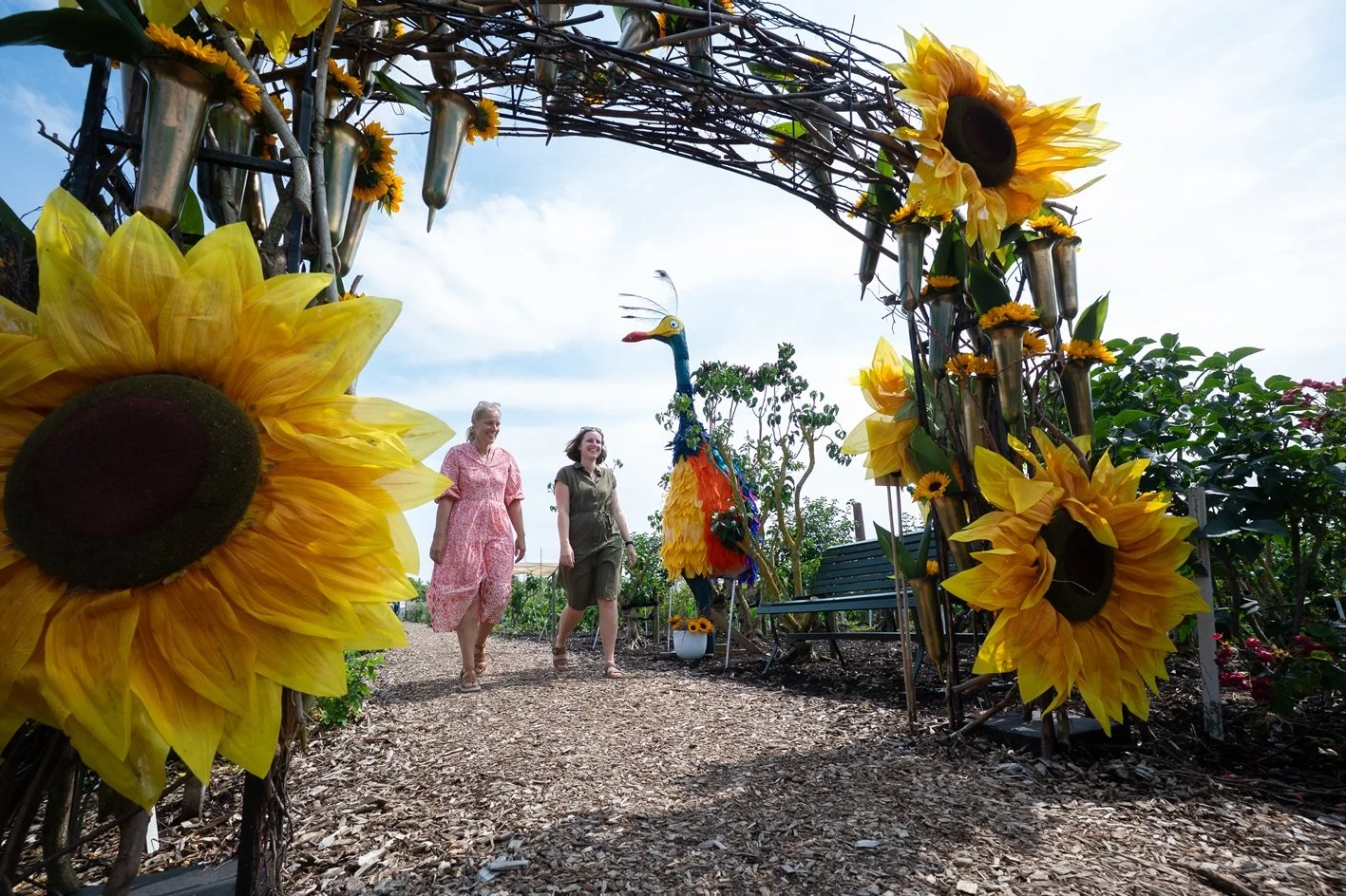 Aalsmeer Flower Festival 2026 trotseert hitte en trekt enthousiaste bezoekers