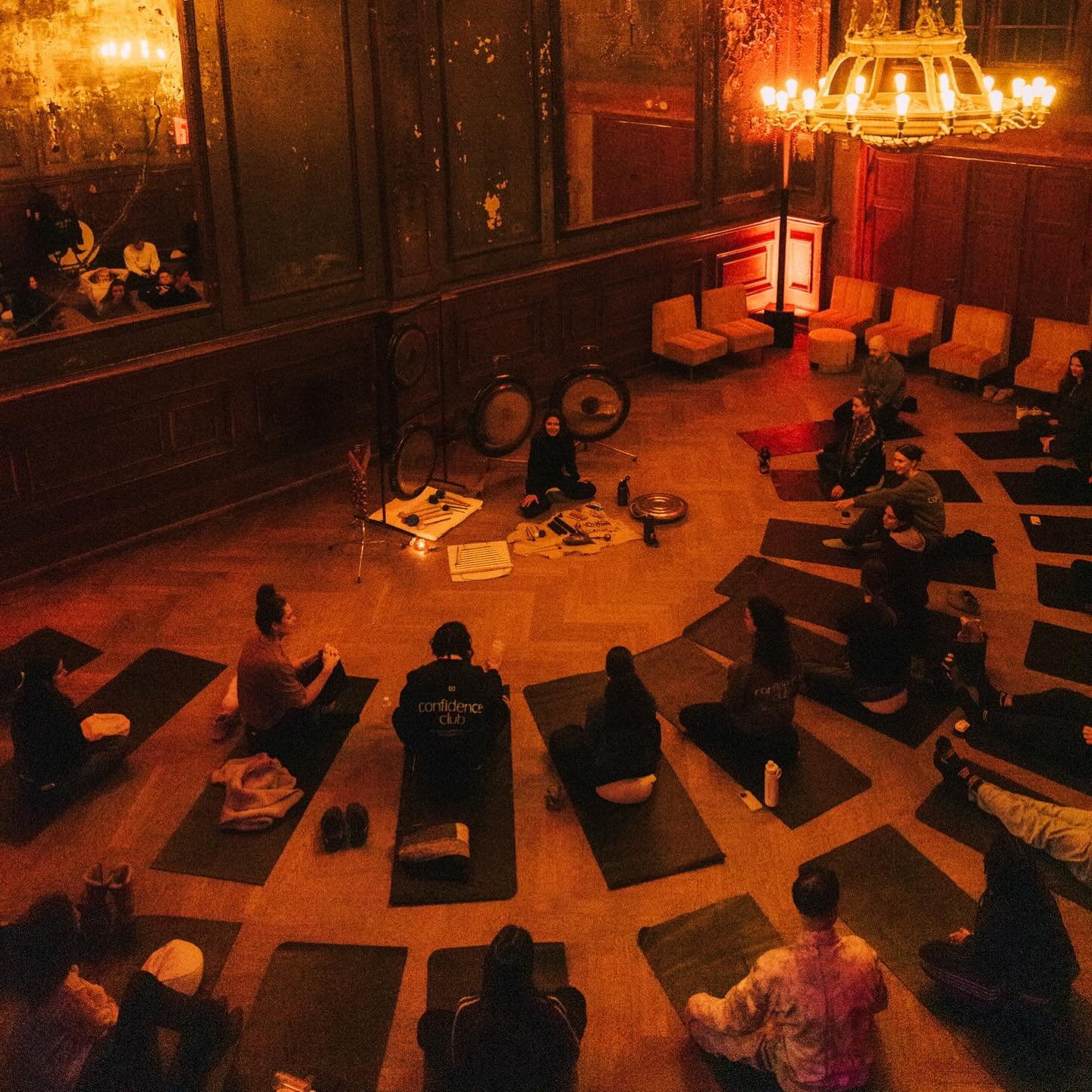 Some of you have been asking about the photos from that secret Confidence Club after-party sound journey&hellip;
The one you heard whispers about?
Here she is &mdash; @yaseminvollmond 

Many of you asked who created that deep, otherworldly soundscape