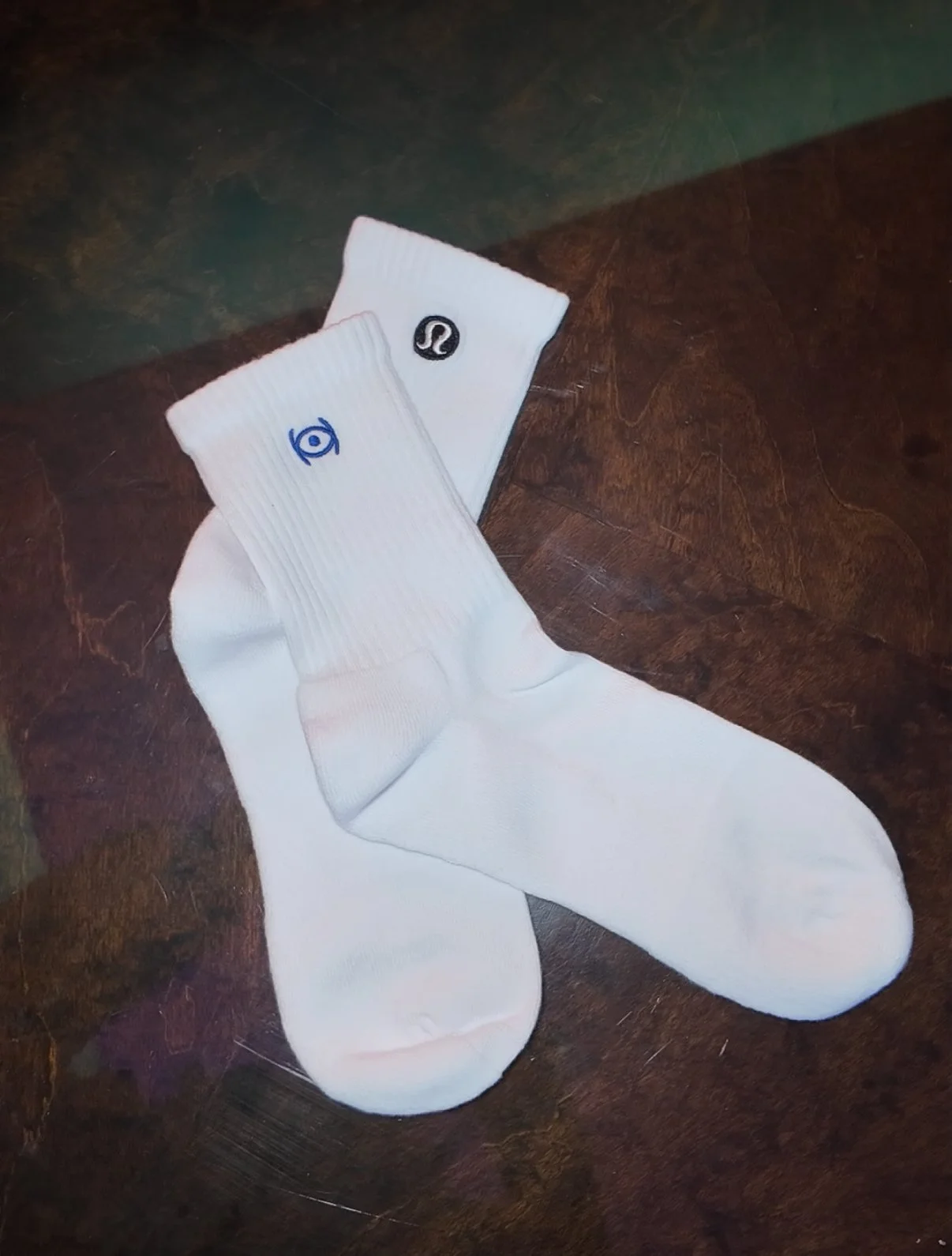 Confidence Club × lululemon – Signature Daily Socks (Black / White)