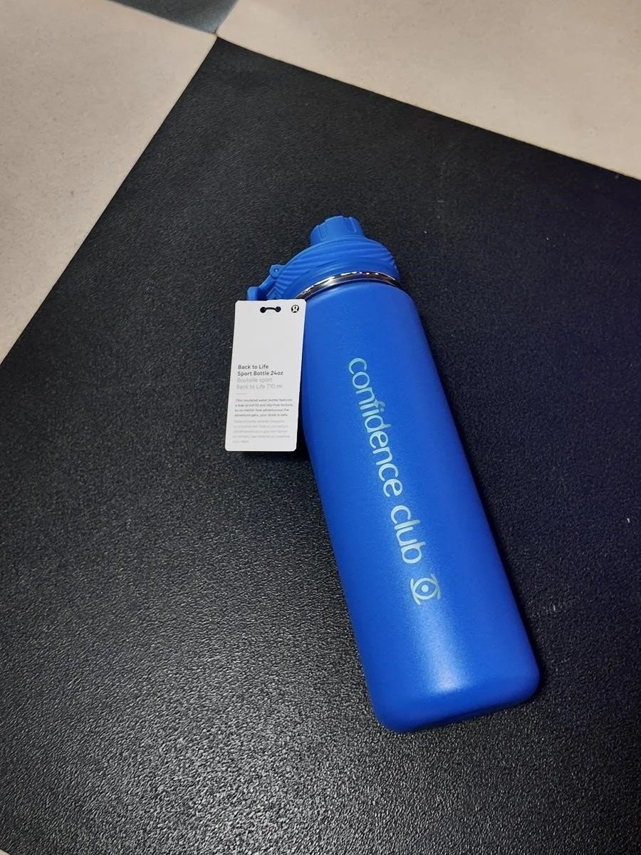 Confidence Club × lululemon – Signature Bottle