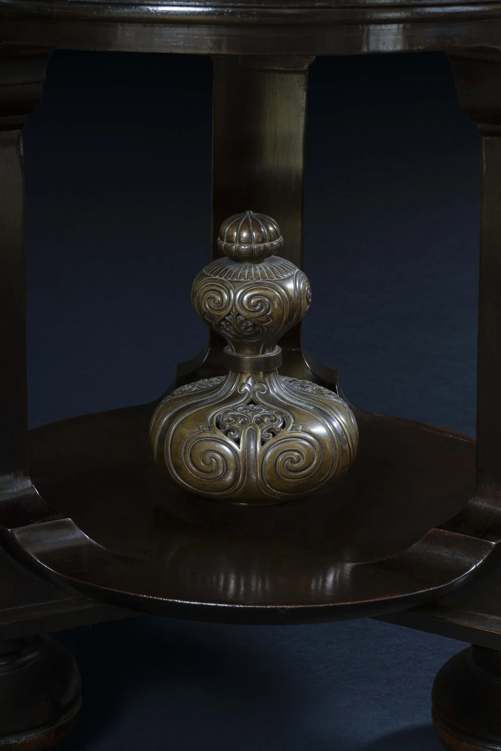 Édouard Lièvre (1829-1886), Japonisme Tripod Gueridon 6.webp