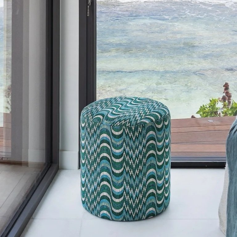 STEPHANIE COUTAS | Pop beach stool