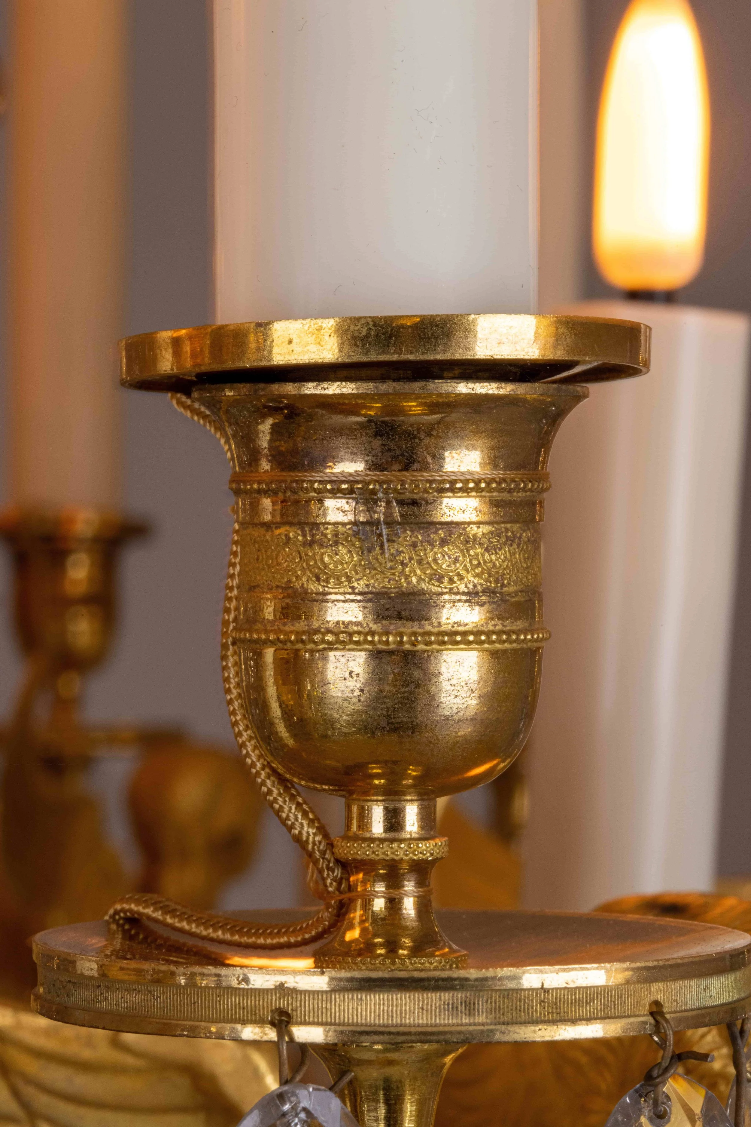 Museum Marmottan Pauline Borghese chandelier 6.jpg