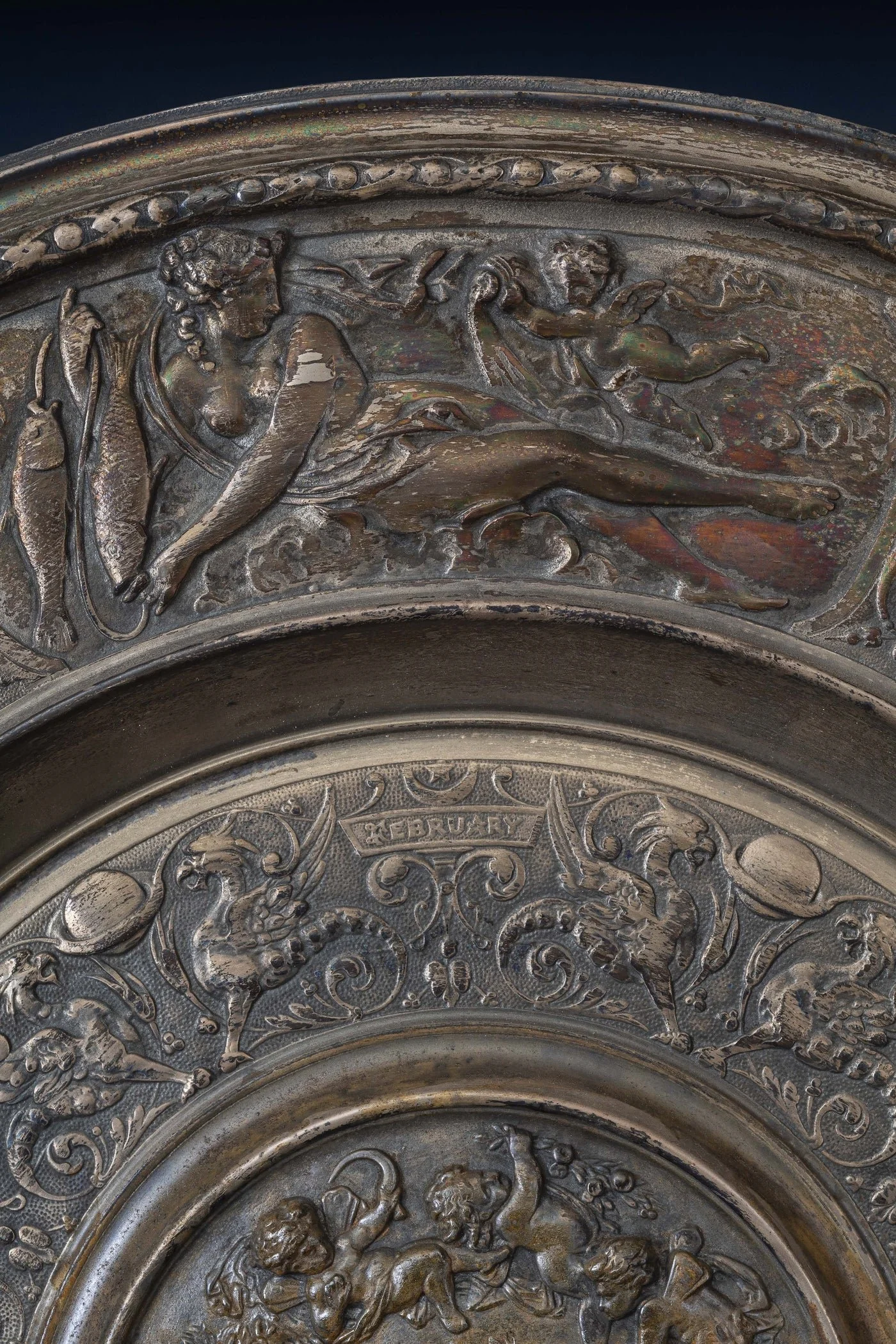Set of 9 Neo-Renaissance Presentation Dishes 24.jpg