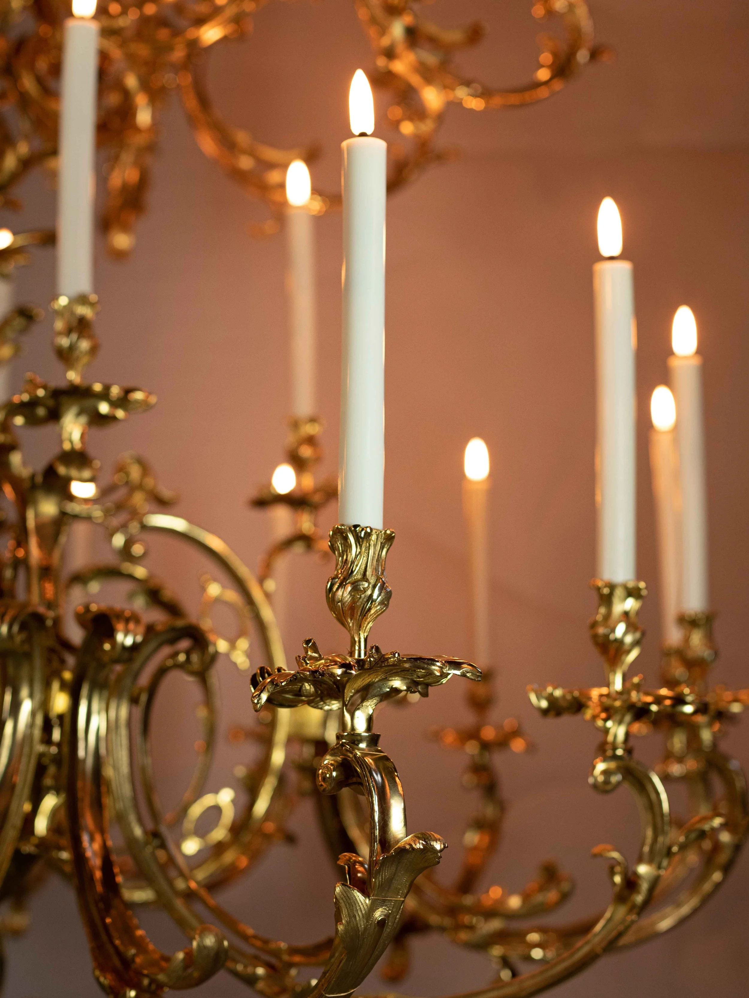 Monumental 18th-century style Baroque chandelier 3.jpg