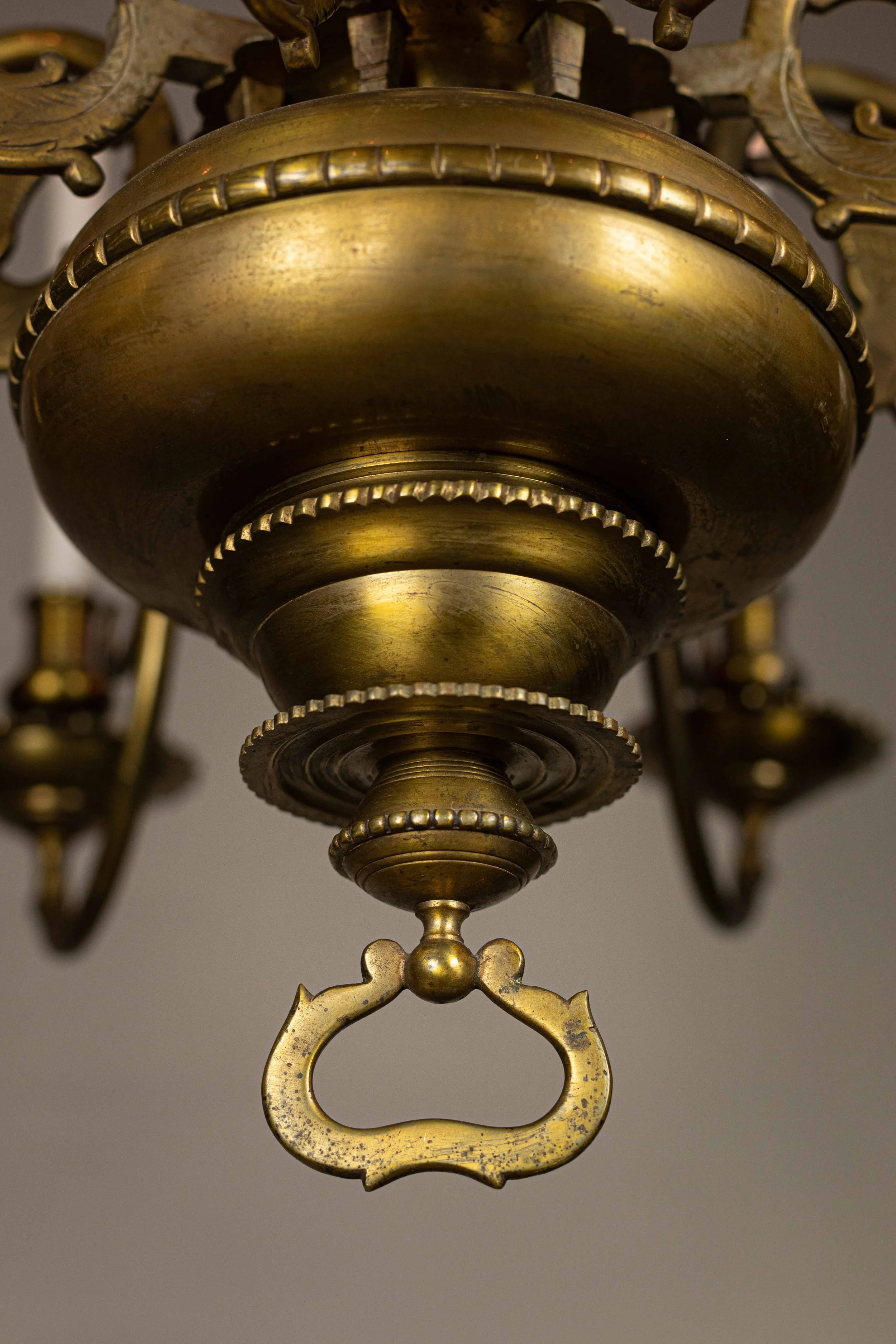 Neo-17ieme century chandelier 3.jpg
