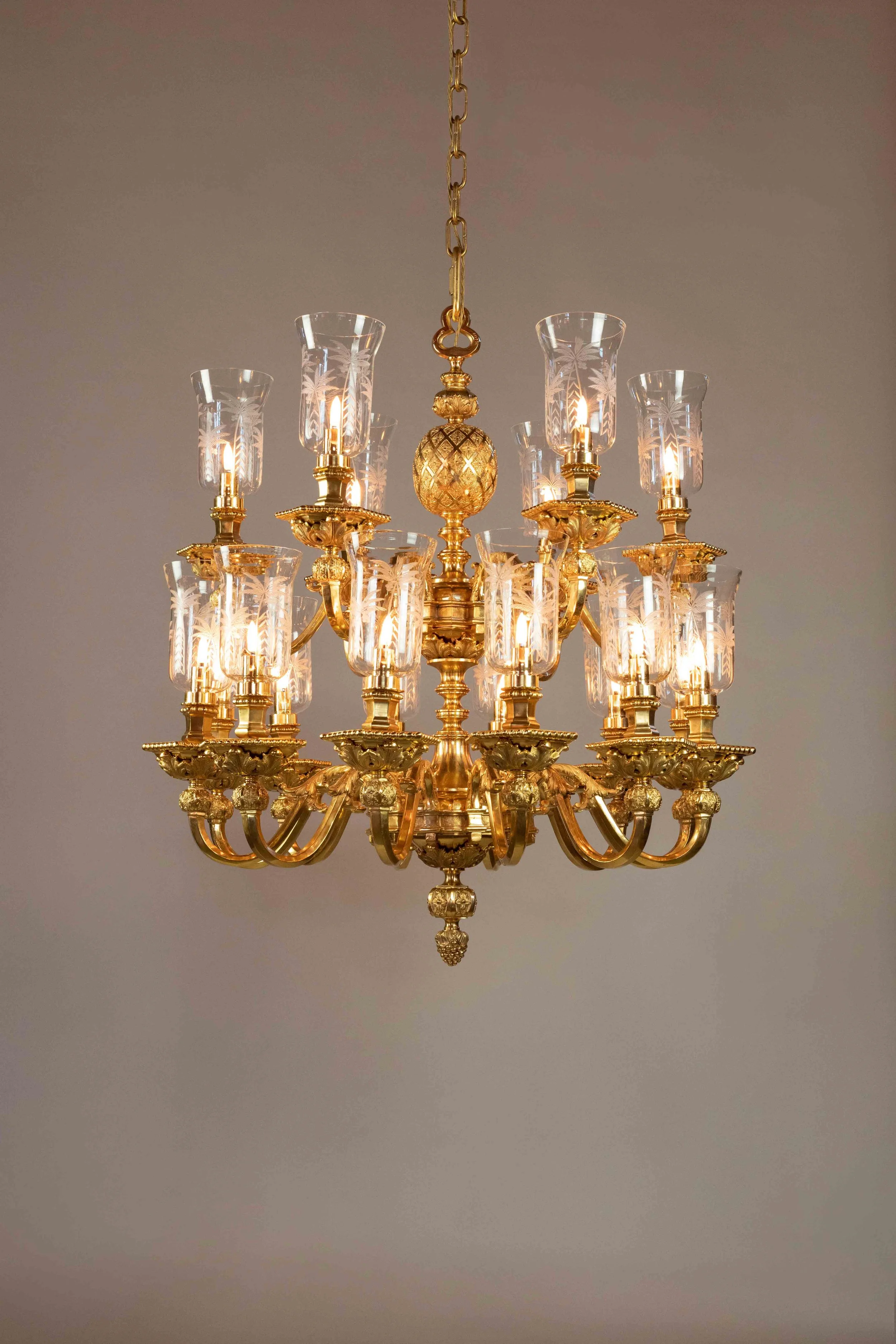 Louis XIV Pineapple Chandelier 18 lights .jpg