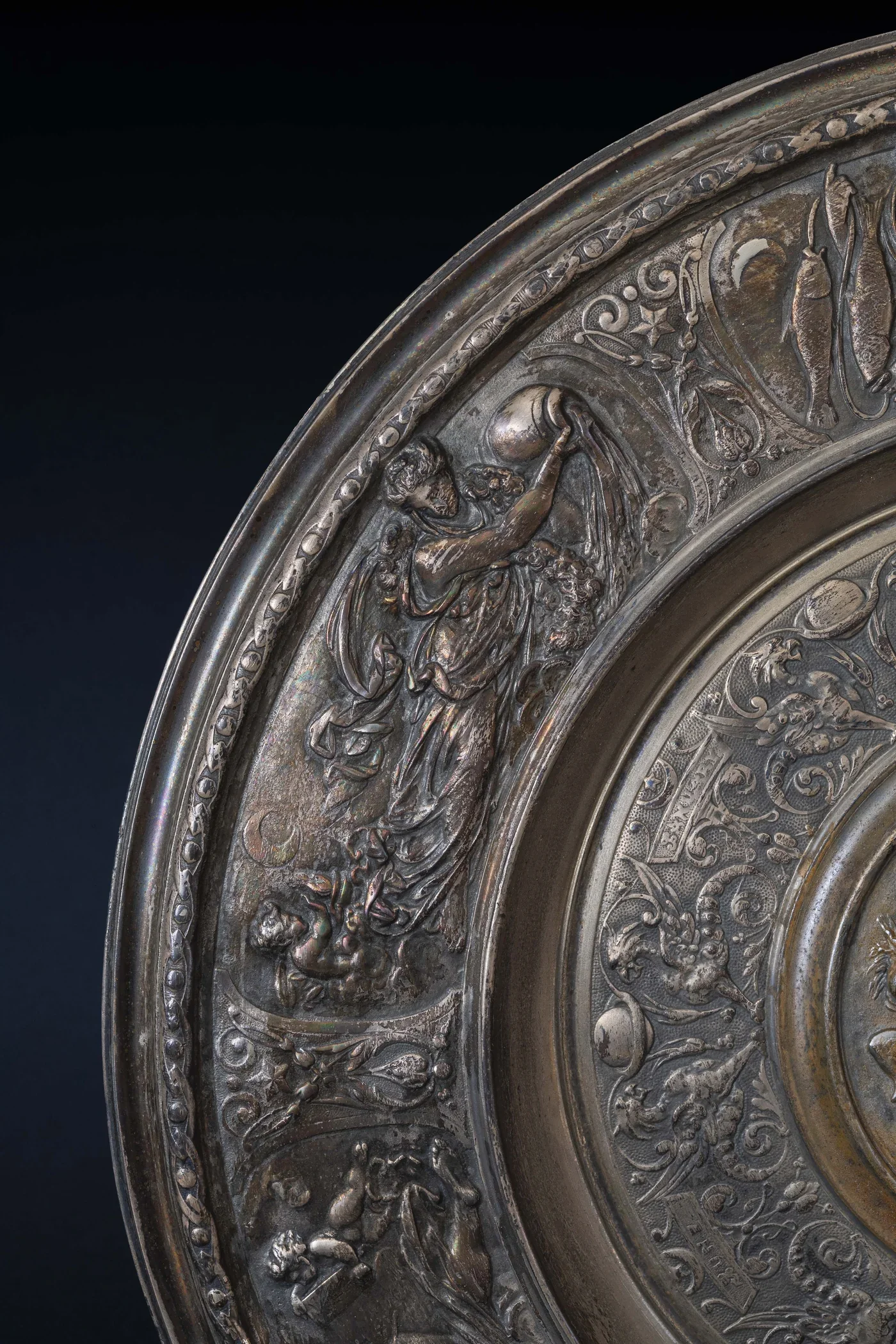 Set of 9 Neo-Renaissance Presentation Dishes 23.webp