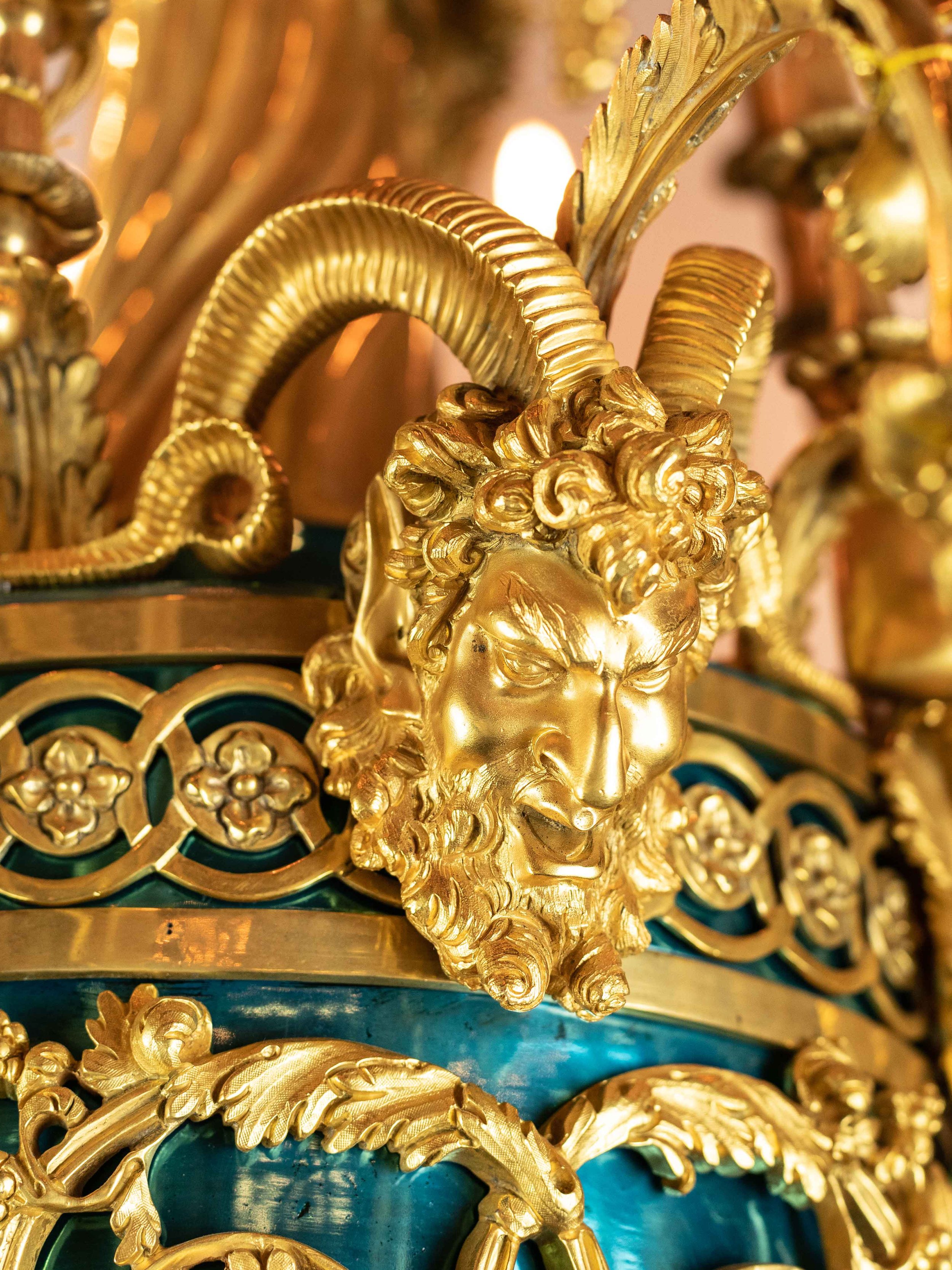 Marie-Antoinette Chandelier 5.jpg
