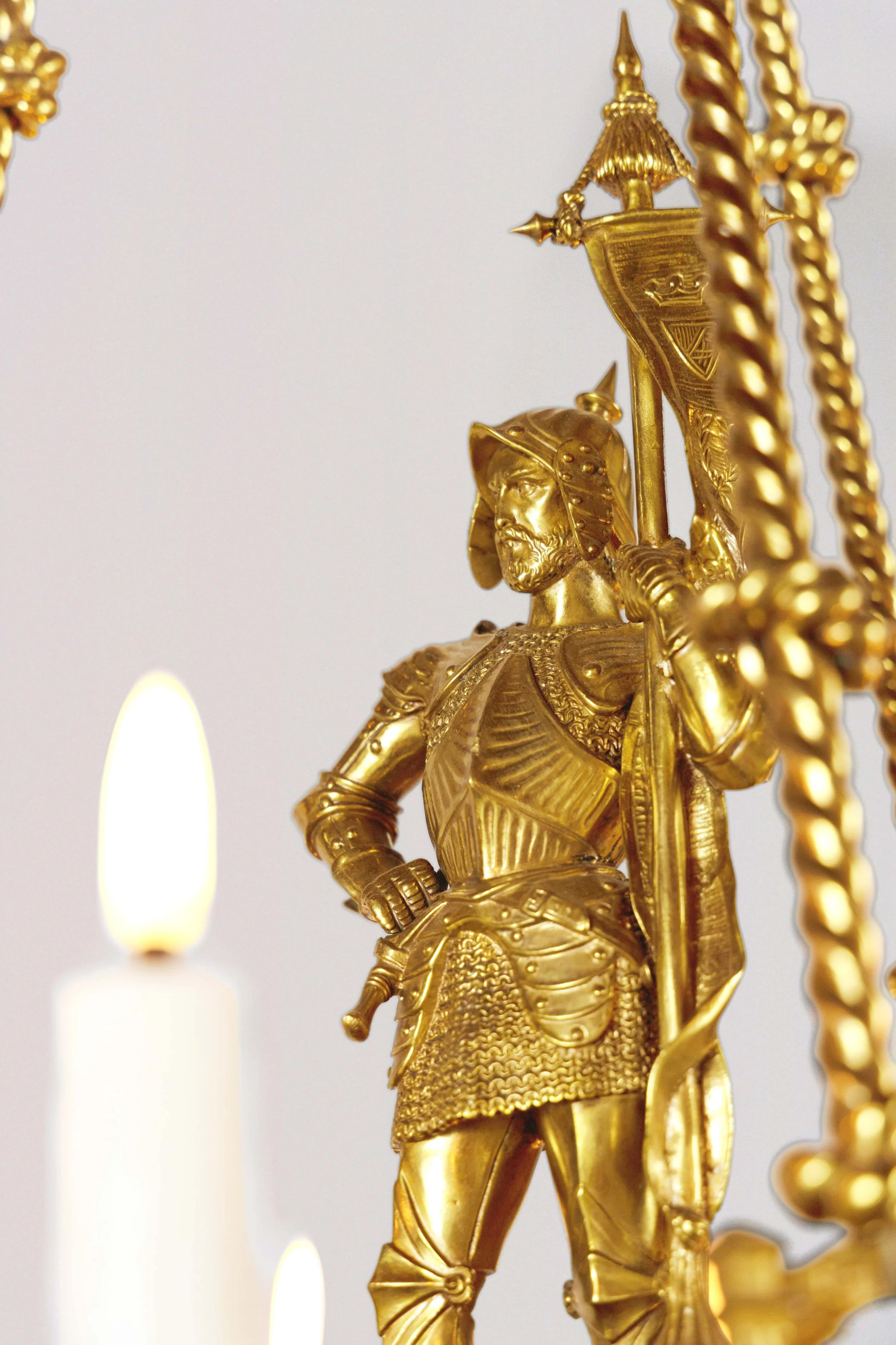 Small chandelier from Gechter 3.jpg