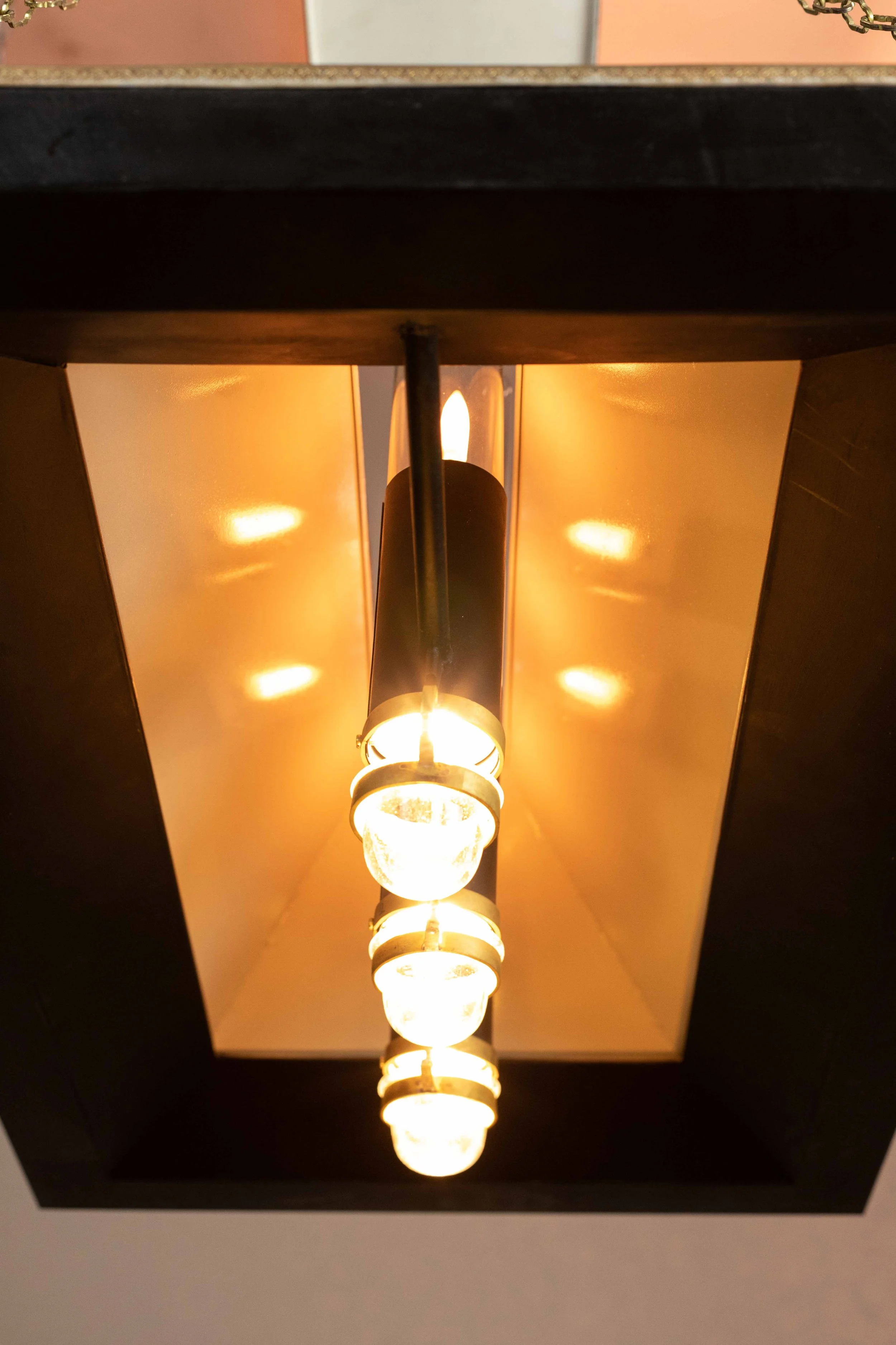 Argand Chandelier with 3 lights 10.jpg