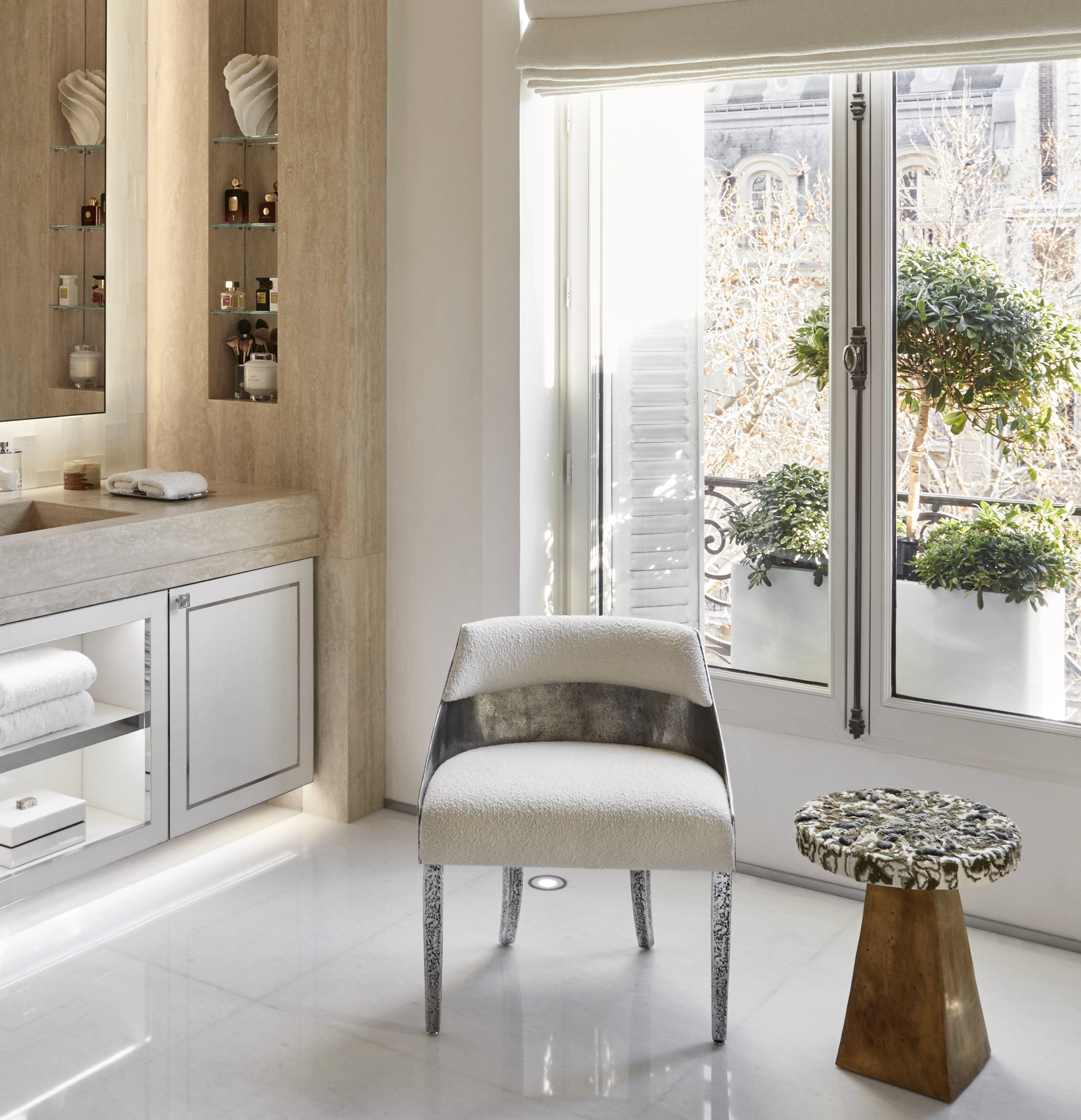 Clelia_COVER copy 2.jpg