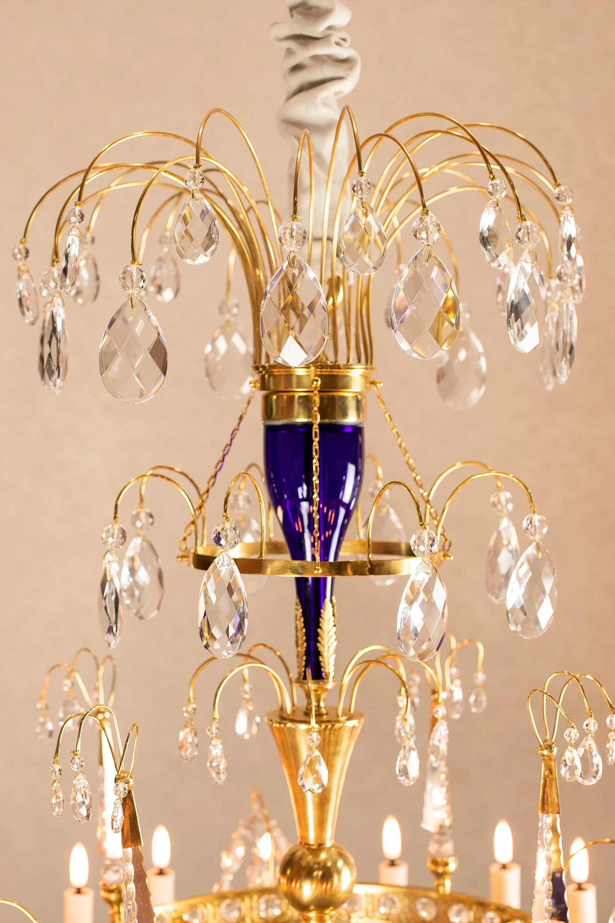 Blue-centred Russian Chandelier 7.webp