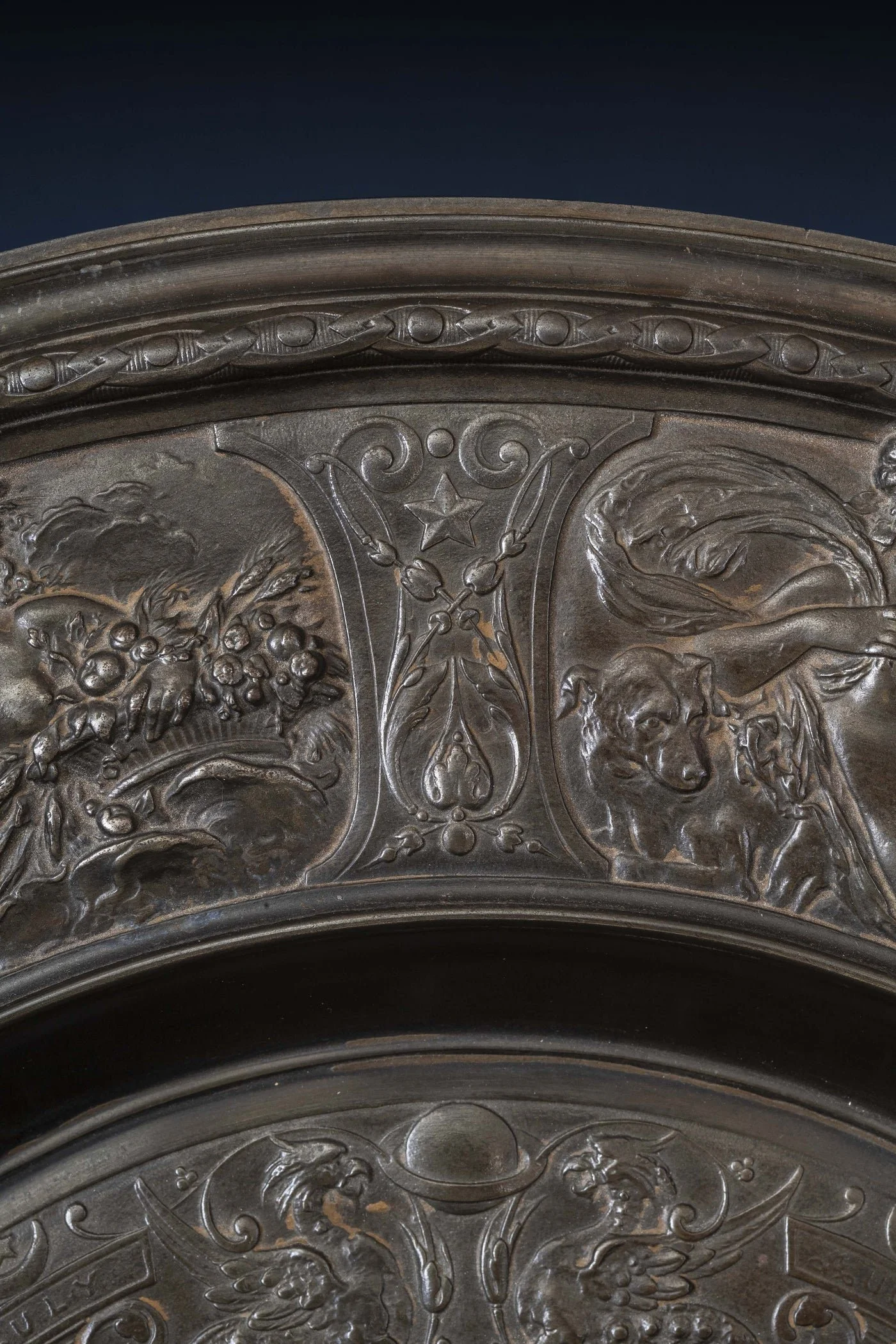 Set of 9 Neo-Renaissance Presentation Dishes 27.jpg