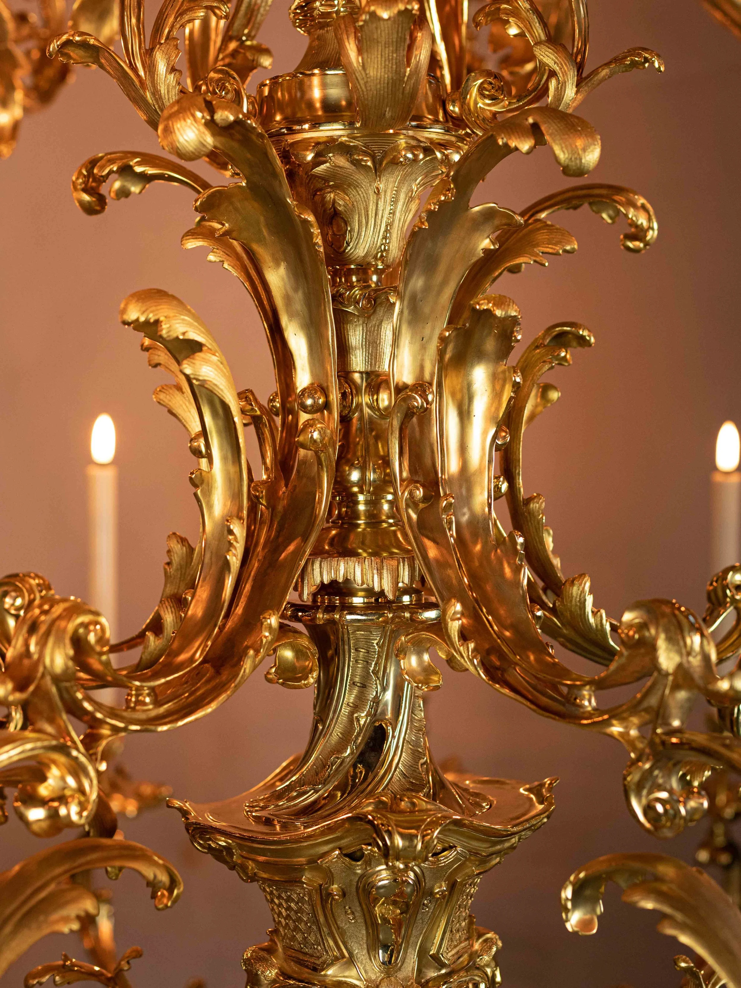 Monumental 18th-century style Baroque chandelier 6.jpg