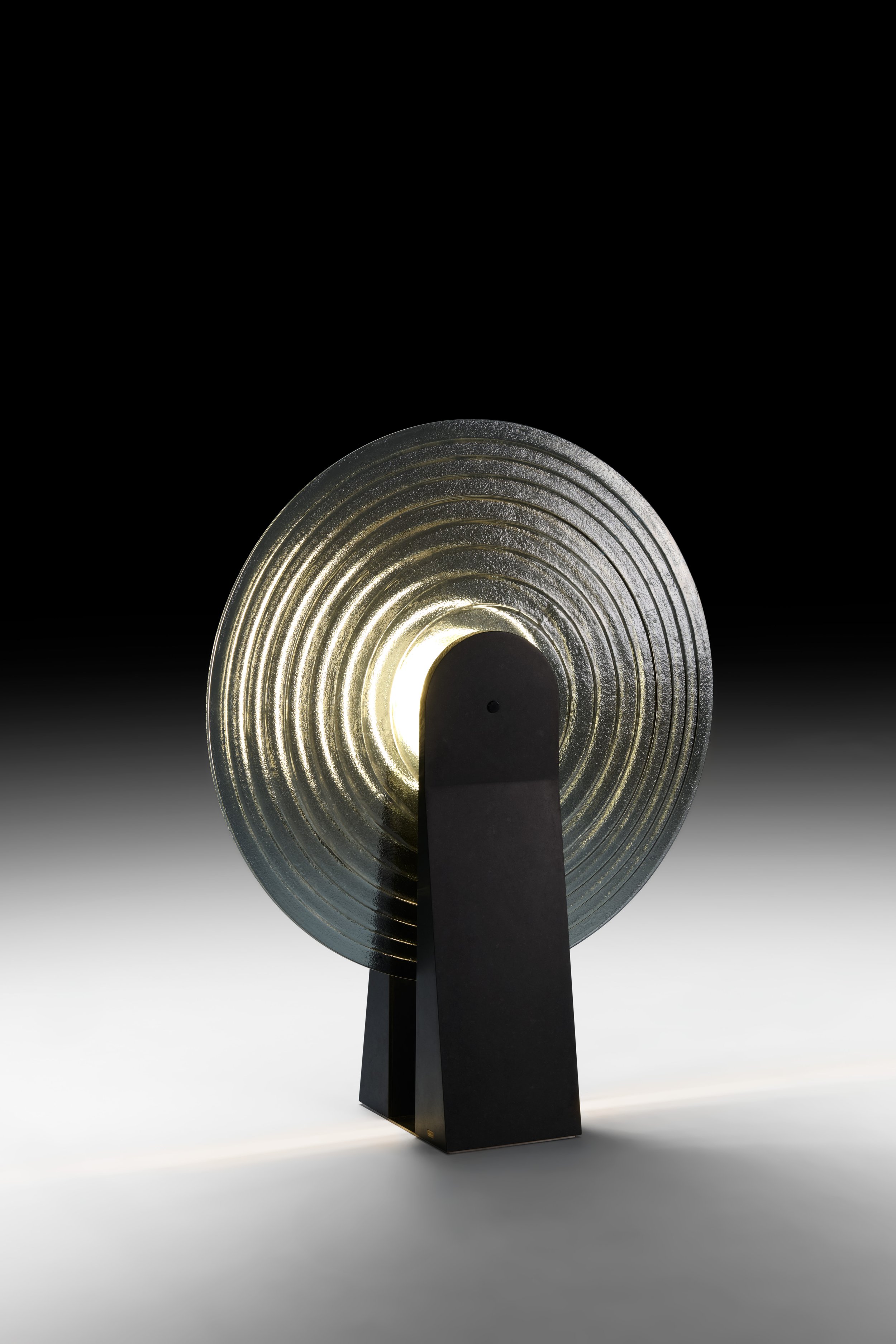 NEUTRA_Lente_lamp_design by Migliore+Servetto_ph Leo Torri_01.jpg