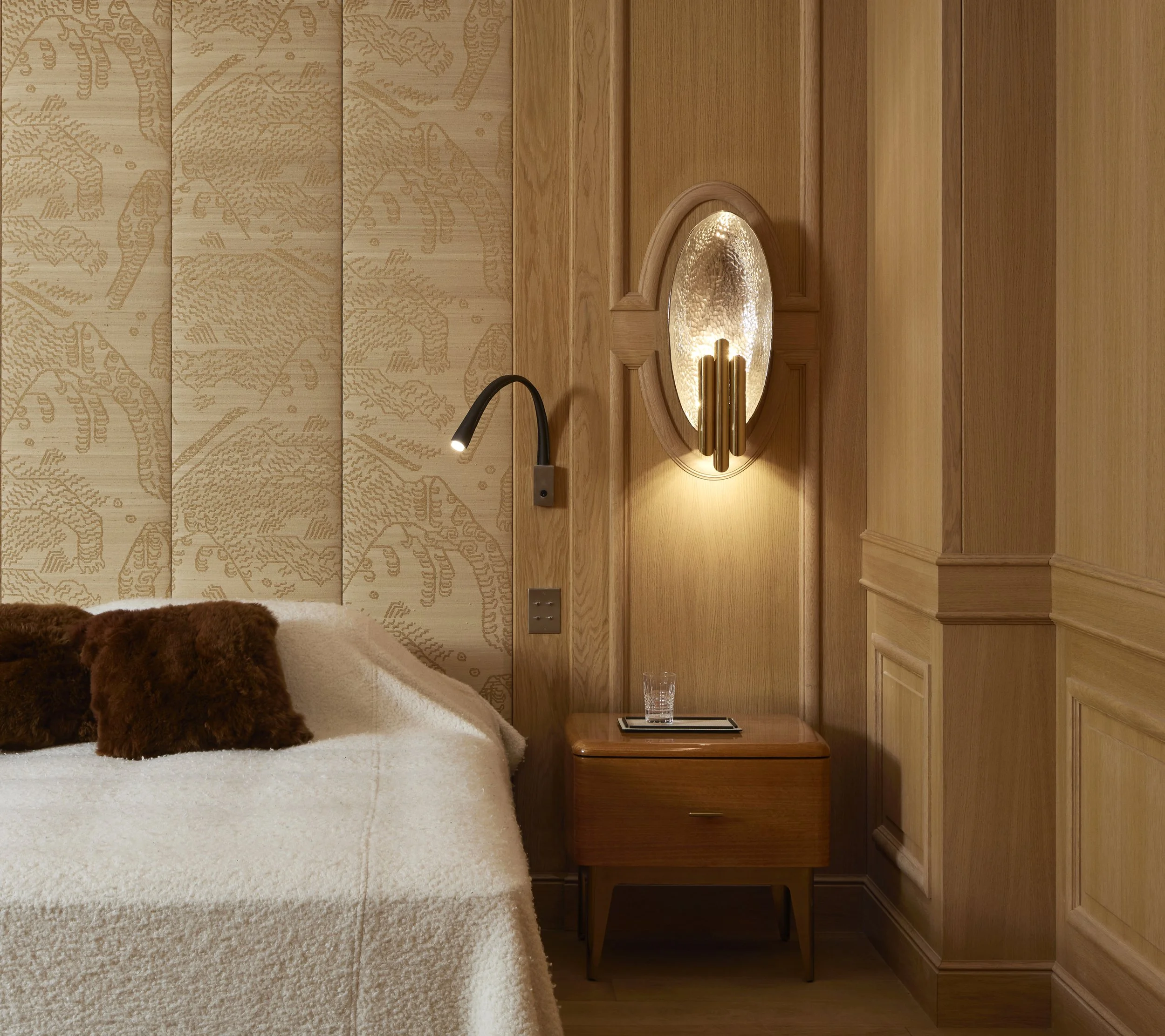 Ellipse_COVER copy 2.jpg