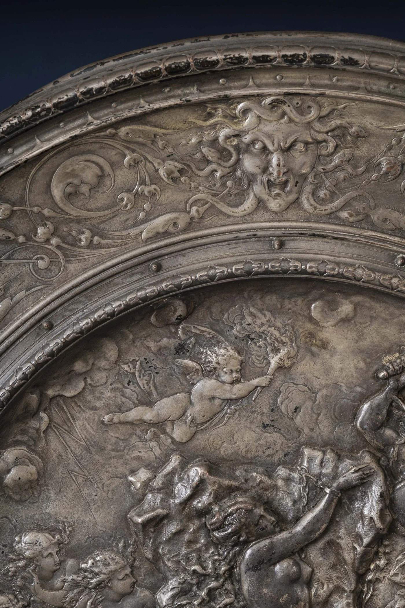 Set of 9 Neo-Renaissance Presentation Dishes 31.jpg