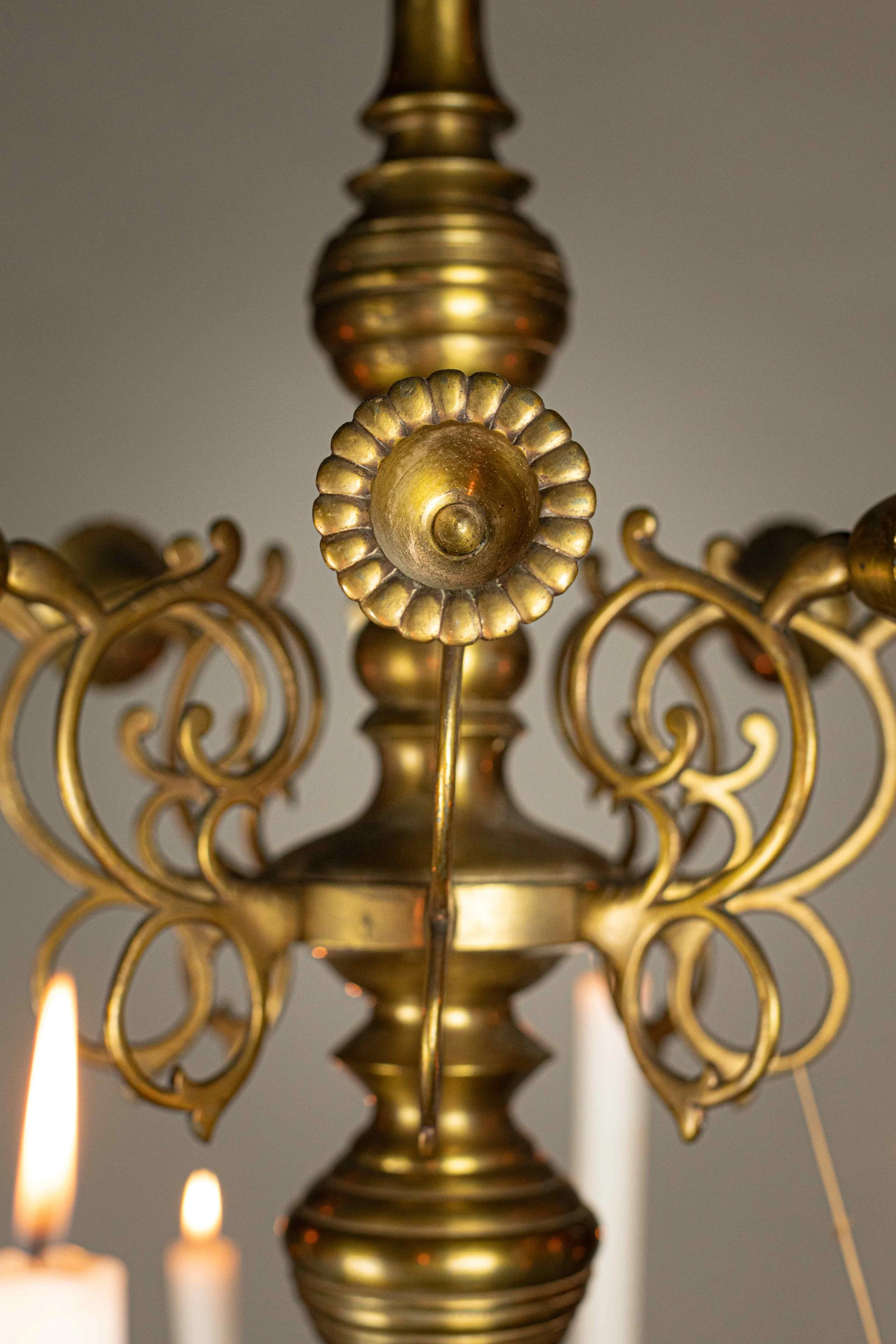 Neo-17ieme century chandelier 7.jpg