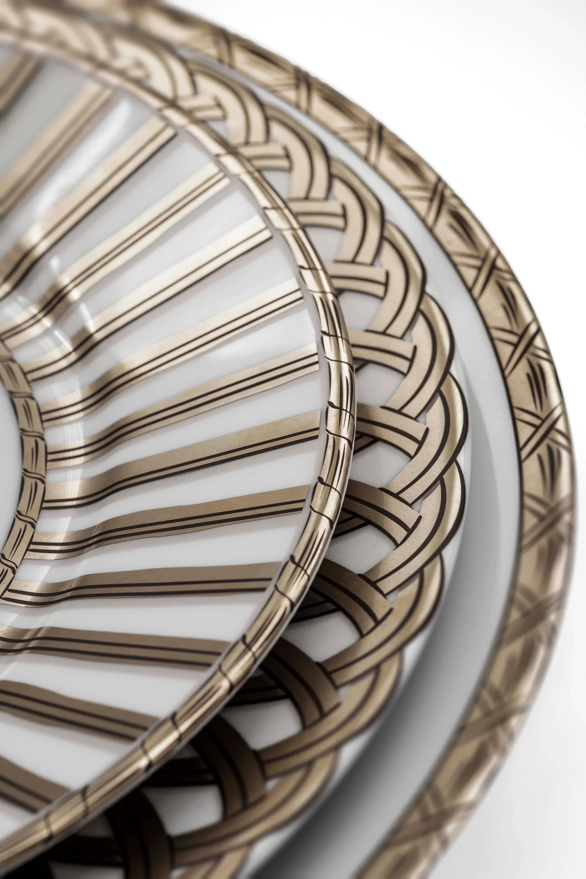 VAPL-01 Presentation Plate2.webp