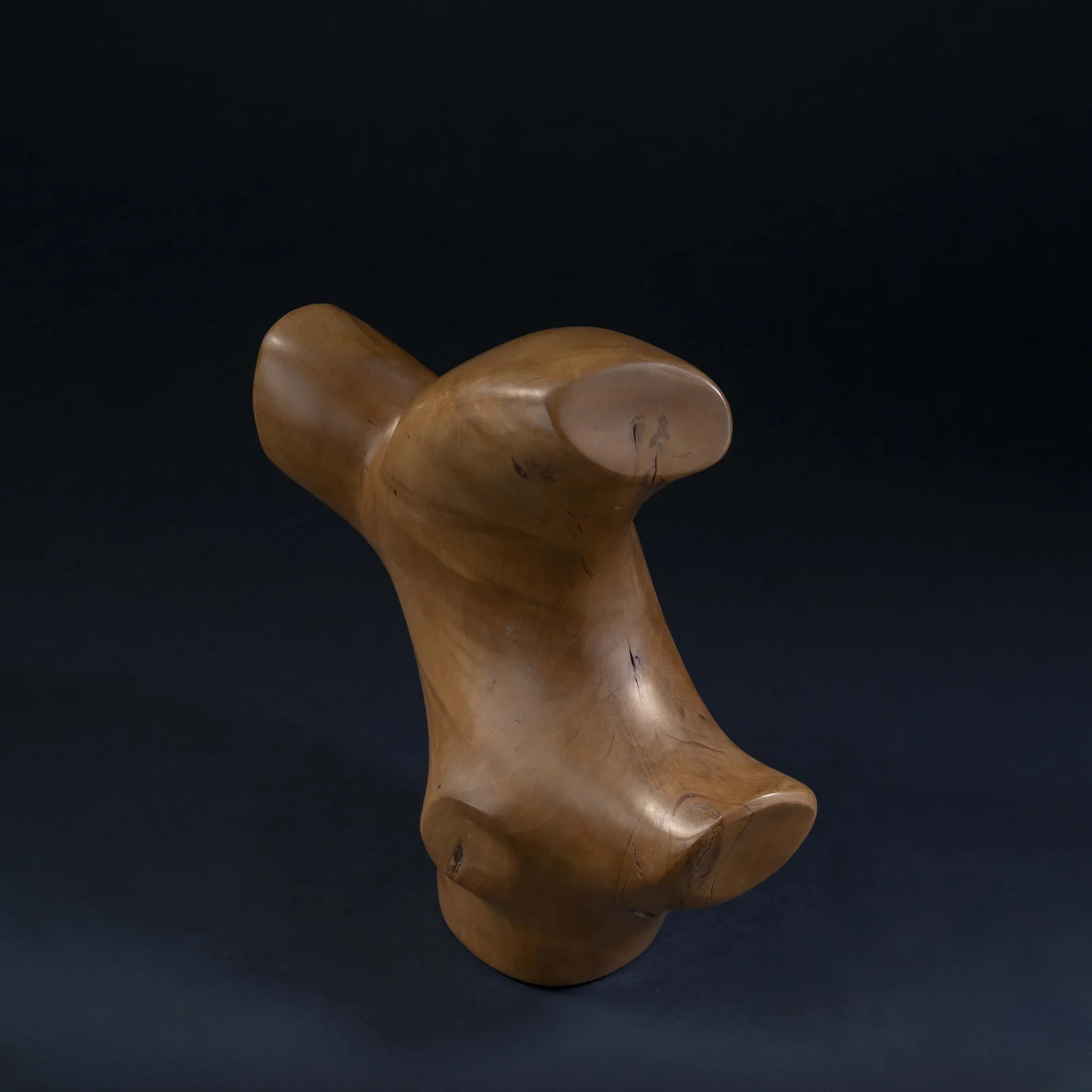 The KS Group | Pinto | Alexandre Noll (1890-1970), Sculpture en bois de poirier 4.webp