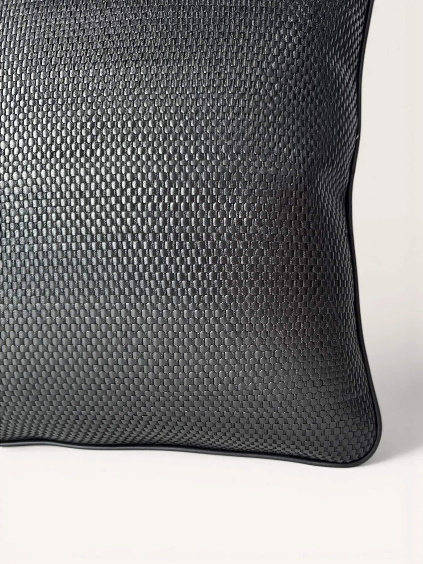 The KS Group - Courtin - Icone I Black 5.webp