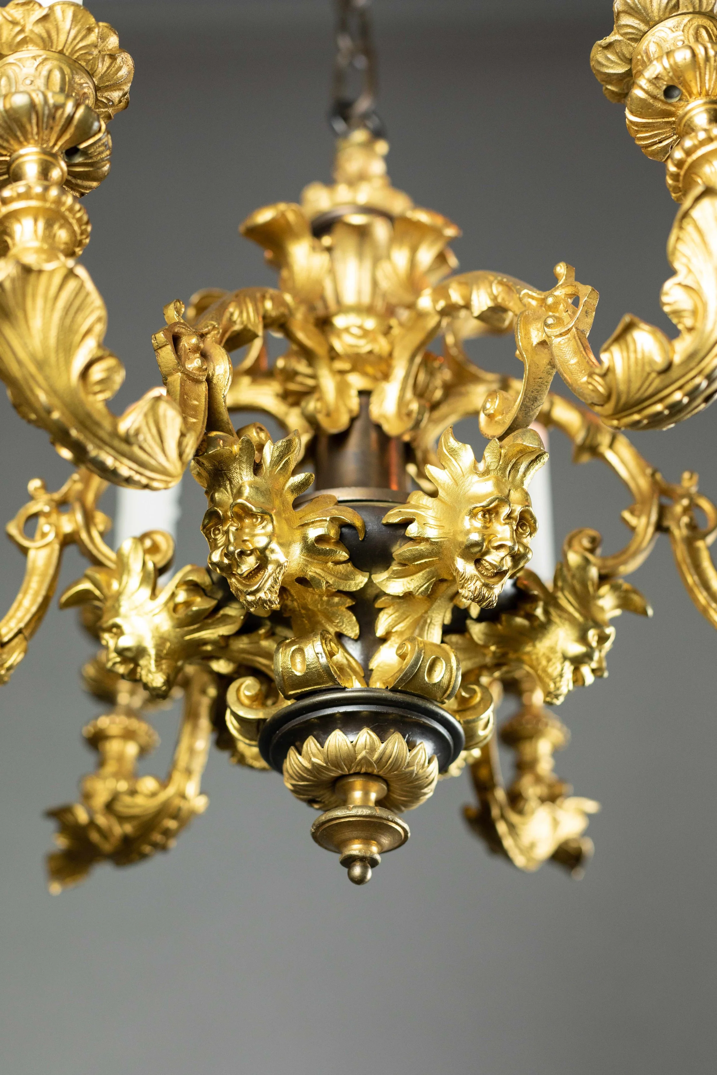 Jewel Chandelier with Mascaron 4.jpg