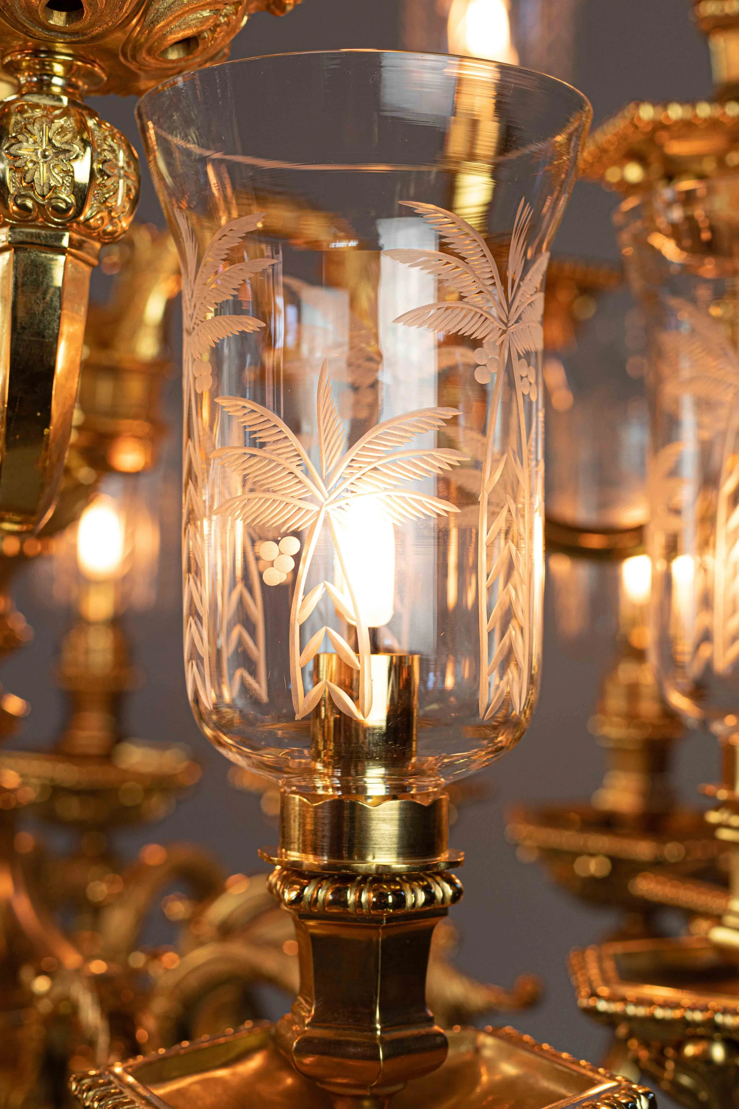 Louis XIV Pineapple Chandelier 18 lights 5.jpg