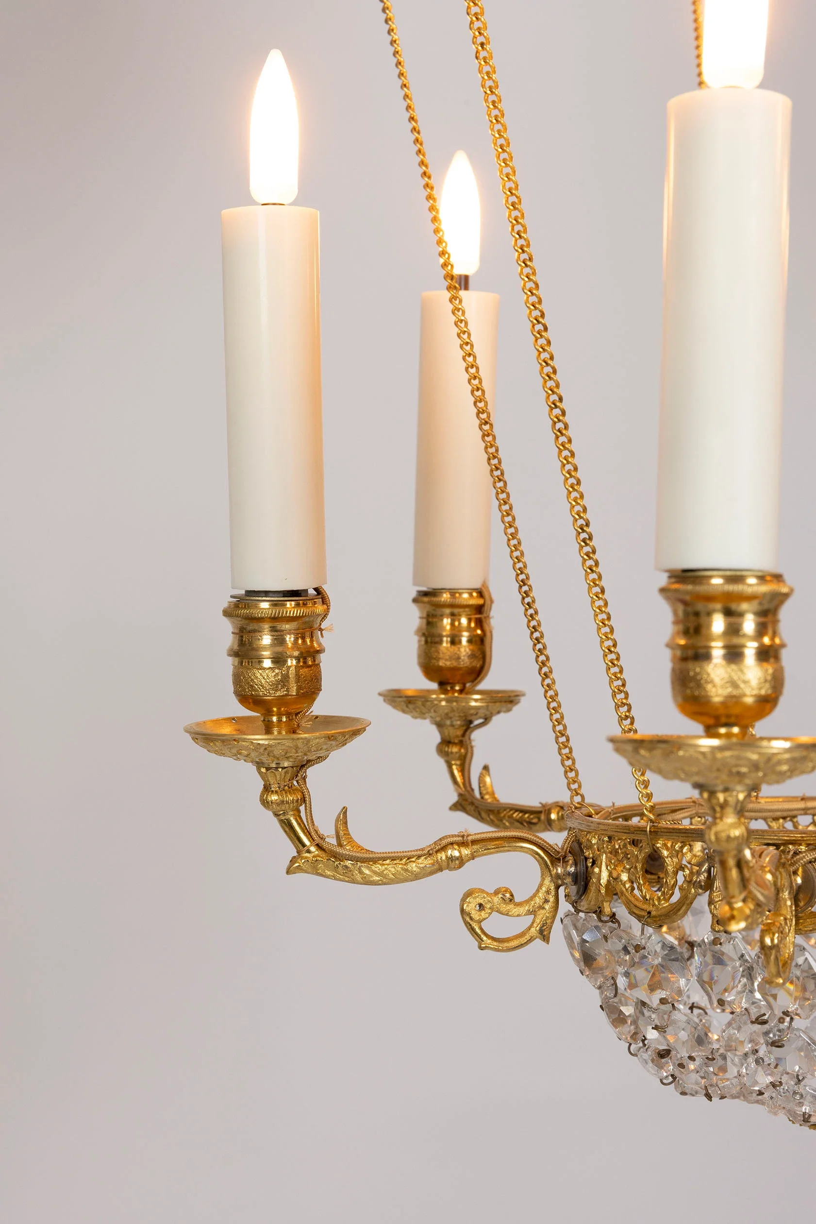 Hot-Air Balloon Chandelier 2.webp