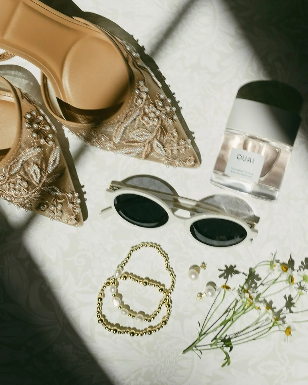 Your girl has been on the editing TRAIN. These days have looked like a lot of time with my head down getting galleries off to my people, fireplace on and soaking up these snowy days, investing in education and wondering how many film cameras are too 