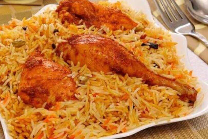 Happy Thanksgiving to our beloved customers we are open today from 11AM to 7PM. Today special Chicken Biryani with side of cucumber yogurt or side salad &amp;  side sauce. Request your order for delivery or takeout #shawarmaniamankato #biryani #birya