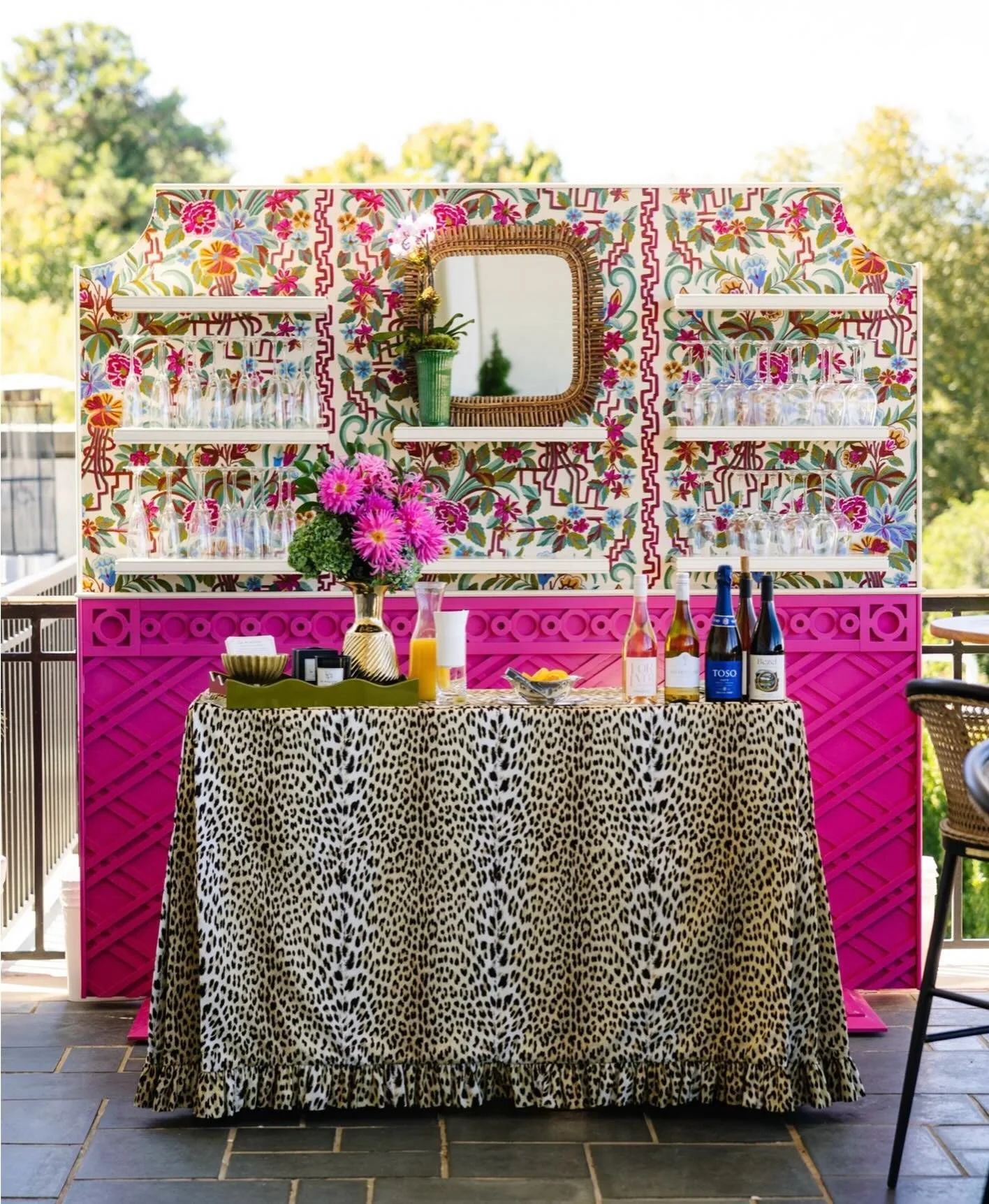 A true wow moment with bold pattern and color using Pierre Frey designed by Martha Schneider from  @lamaisonraleigh ! They were our Champagne Sponsor, and graciously greeted each guest with a glass of bubbly! Photo by @annarouth.