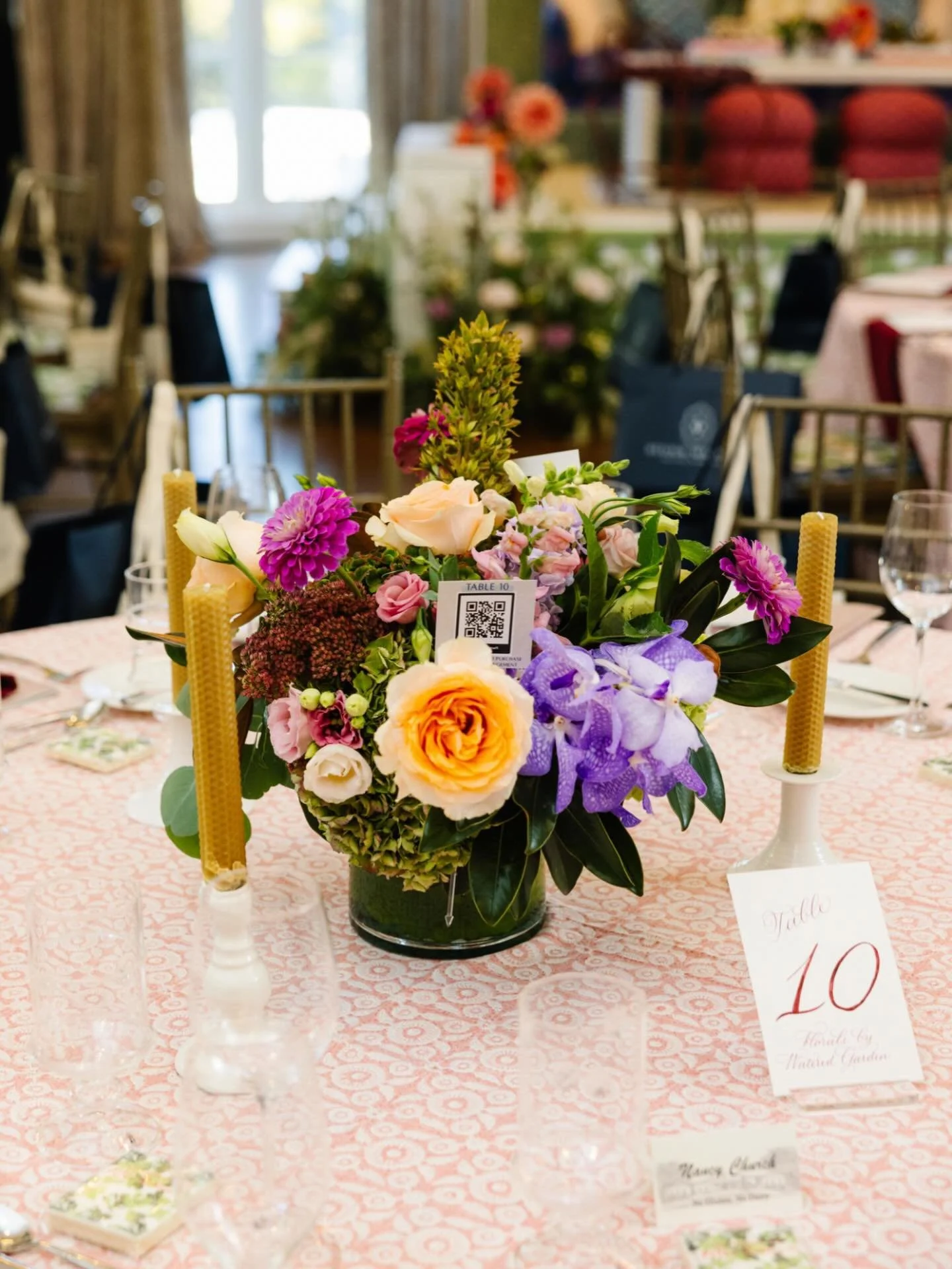Thank you to our floral team member, @wateredgardenflorist for supporting us each year with your beautiful table arrangements! Your flowers always add such a special touch, and we truly appreciate your continued support!