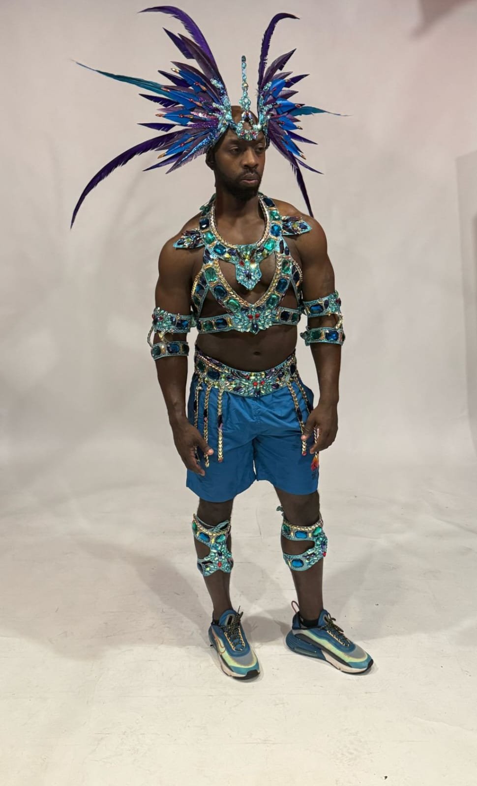 backlinemale.jpg
