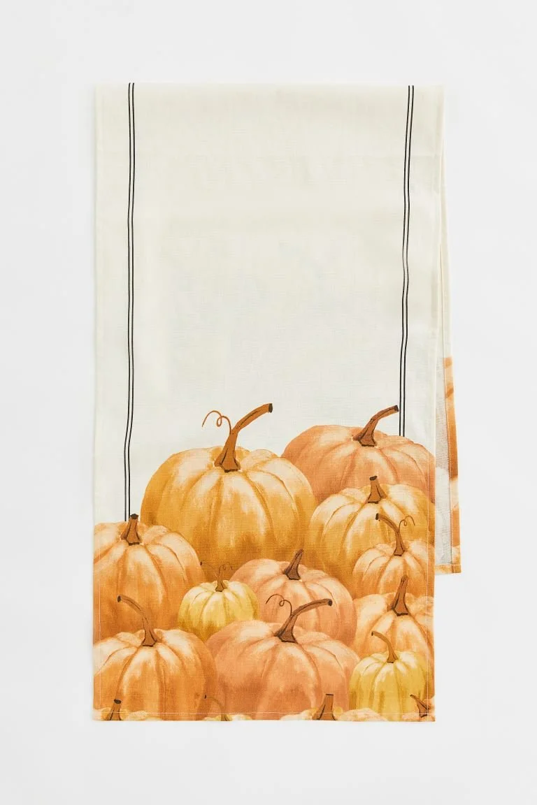 Pumpkin table runner*