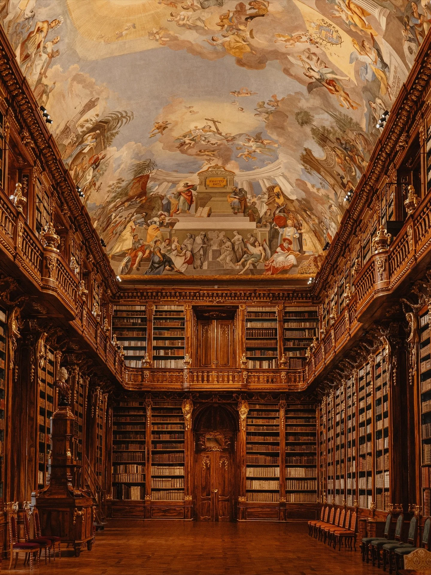 &ldquo;I have always imagined that paradise will be a kind of library.&rdquo; {Jorge Luis Borges}
~
A moment for the magic of libraries 🤎📖✨📜
~
Prague is home to some of the most beautiful libraries in the world which may or may not have been why I