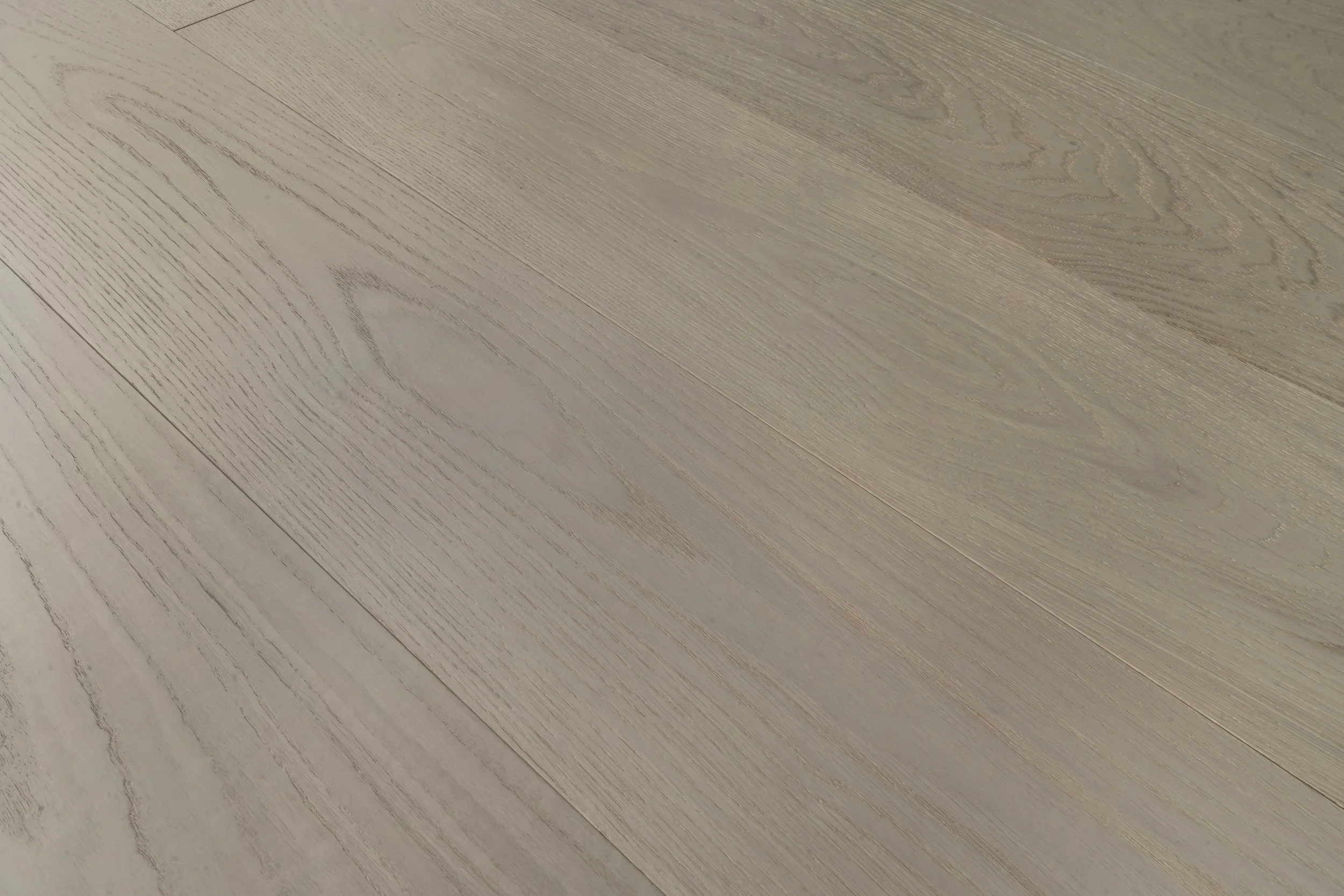 Manhattan Oak 9-1/2" - 15/4 Select & Better