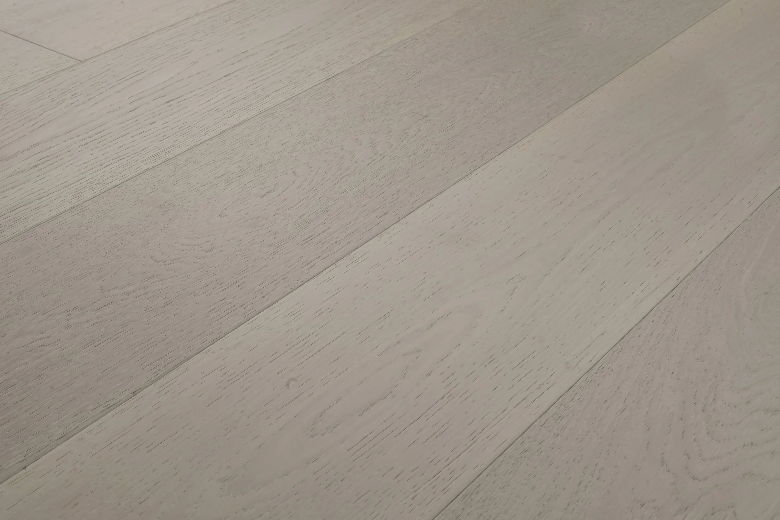 Ivory Oak 9-1/2" - 15/4 Select & Better