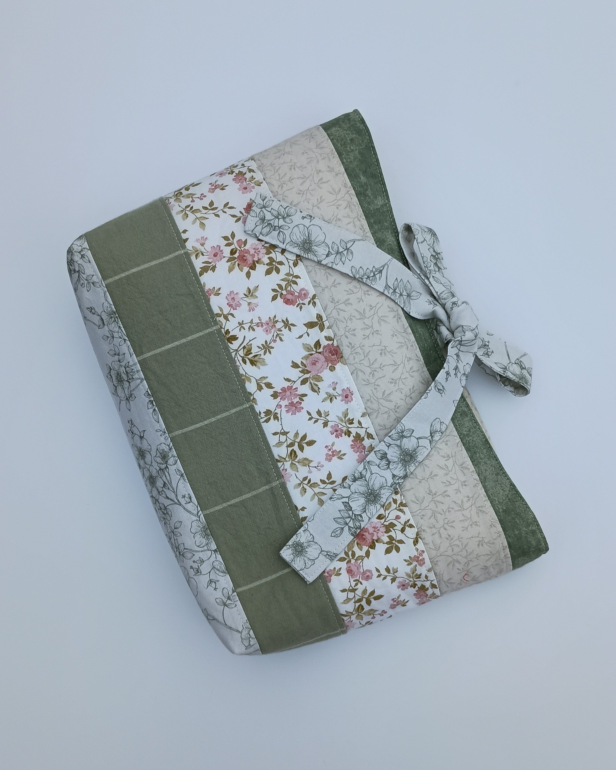 Medium Bible Sleeve in Pink and Sage