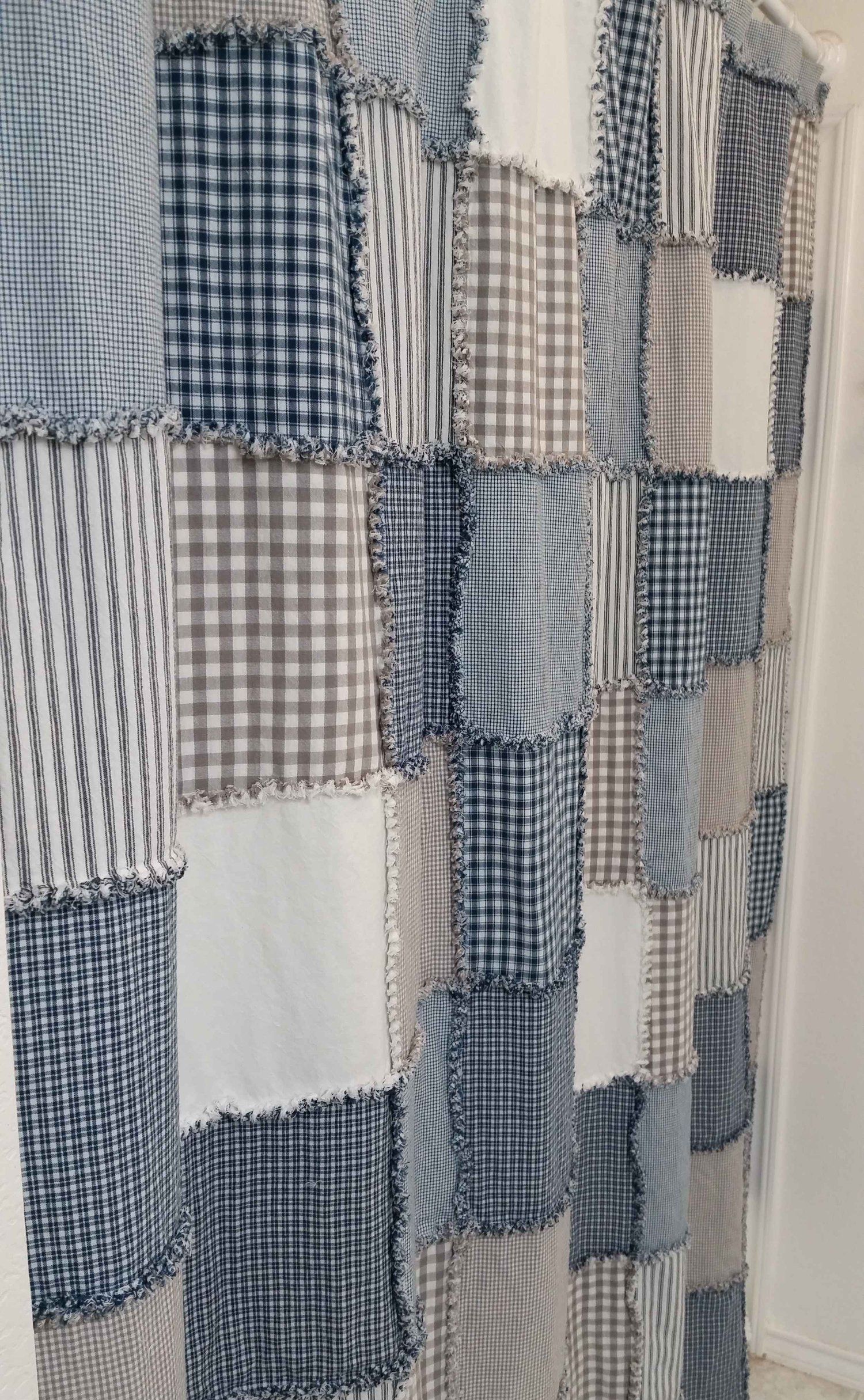 Cozy Farmhouse Squares Shower Curtain NCU0NNT2925