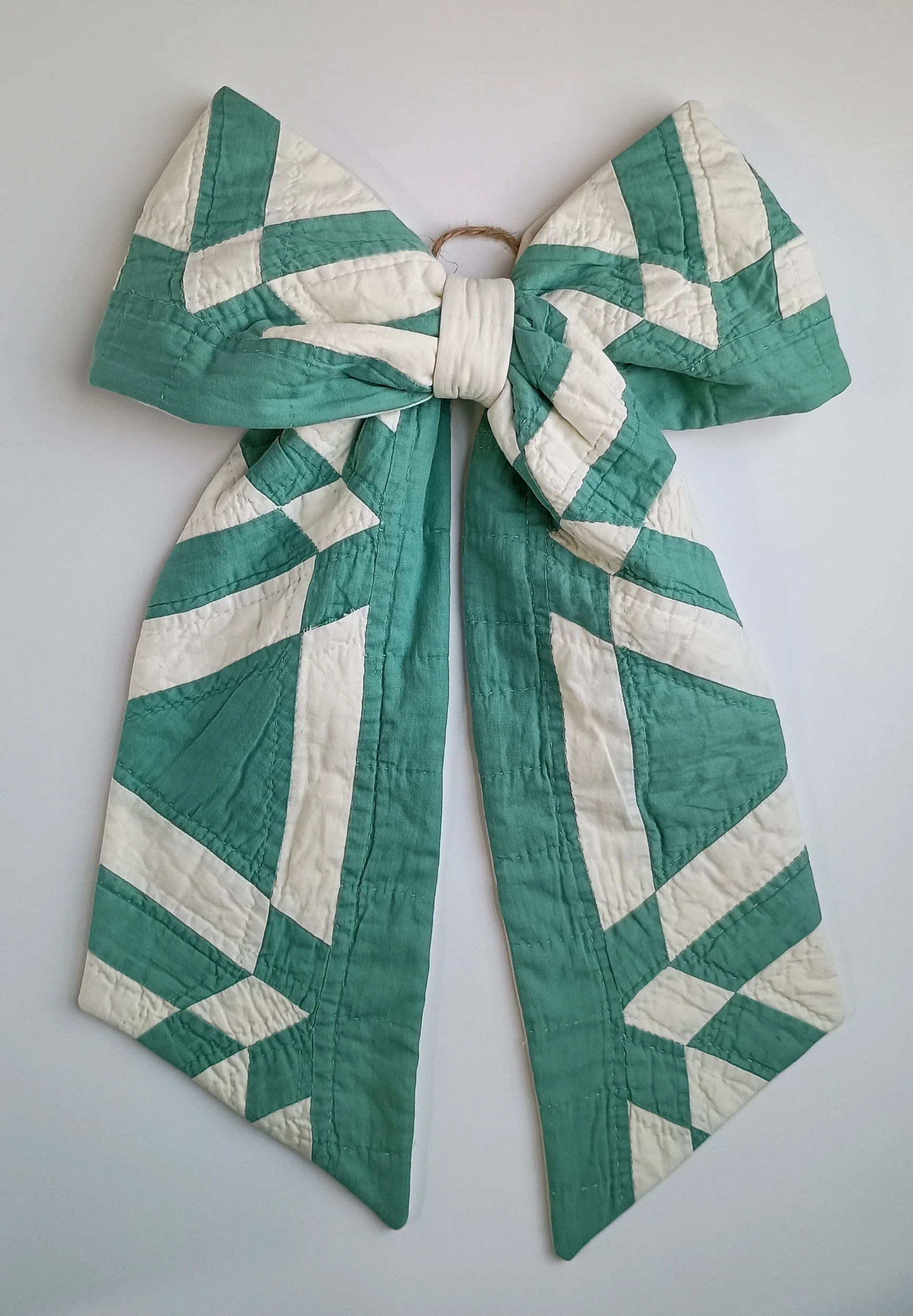Green White Quilt Bow B 2.jpg