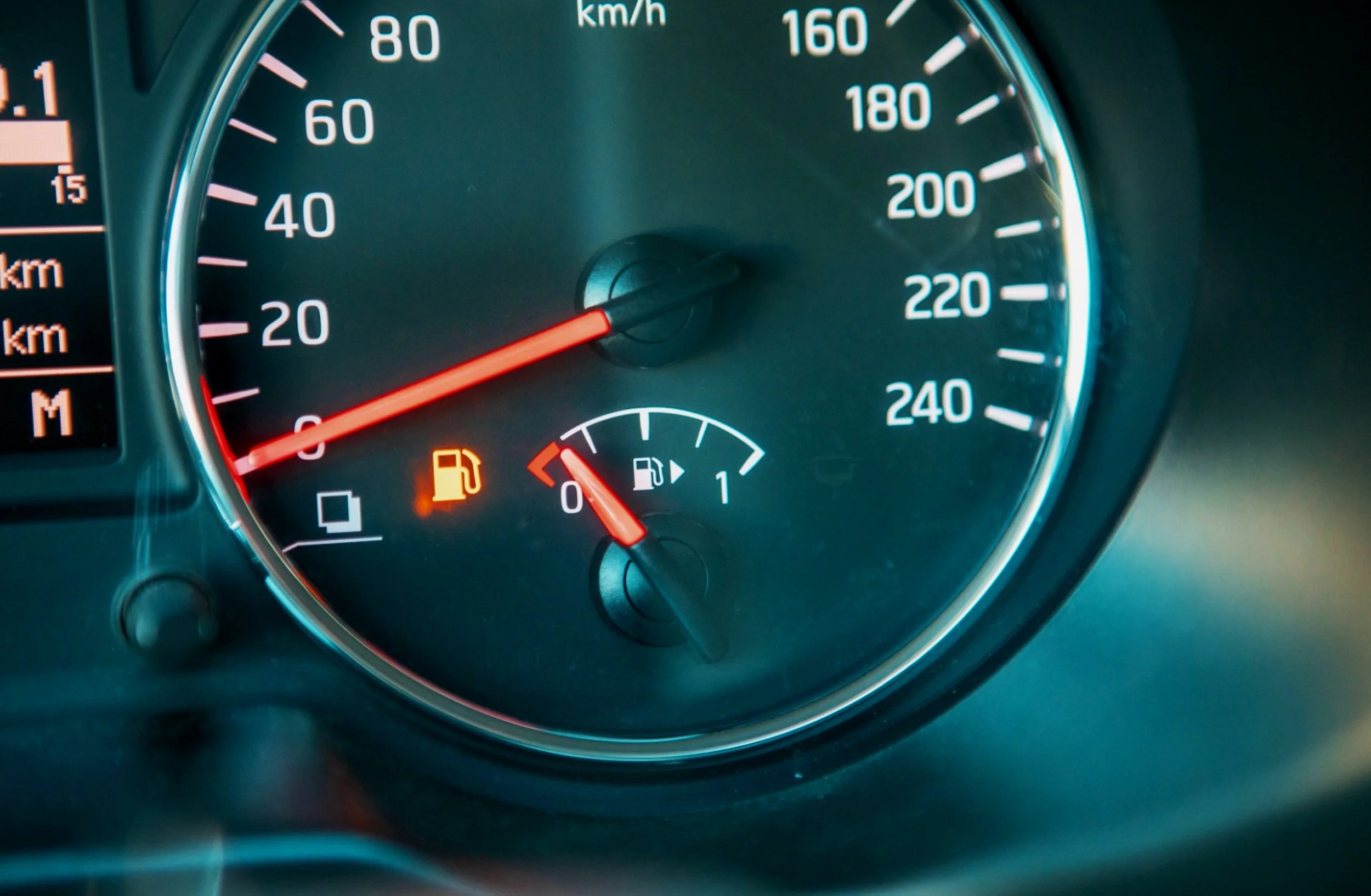 poor fuel economy - a symptom of a bad knock sensor