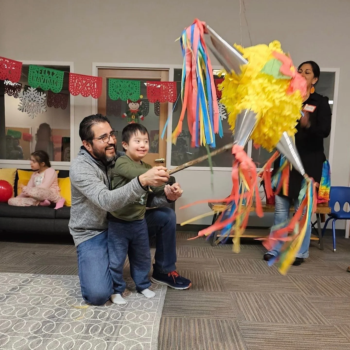 Join us for Brazos Abiertos - Open Arms: &iexcl;Postada Fiesta! 🪅⭐️

Brazos Abertos is an inclusive bilingual group at DSC for parents of all backgrounds to connect and learn from each other, and they&rsquo;re throwing a fiesta! Stop by the DSC camp