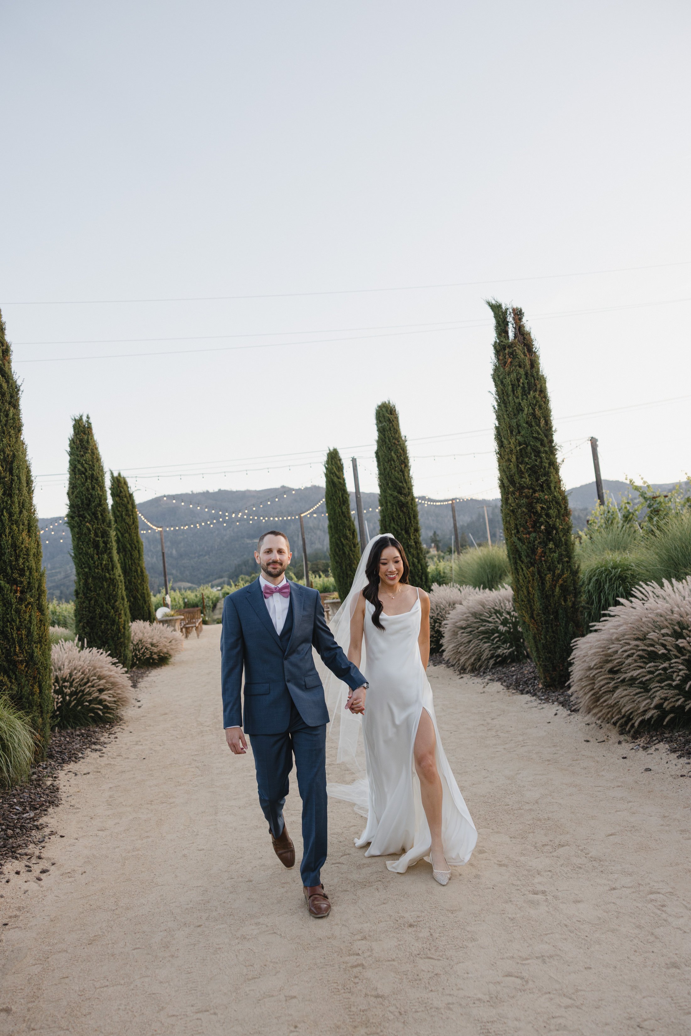 Sunset couple photoshoot in Tuscany after say I do